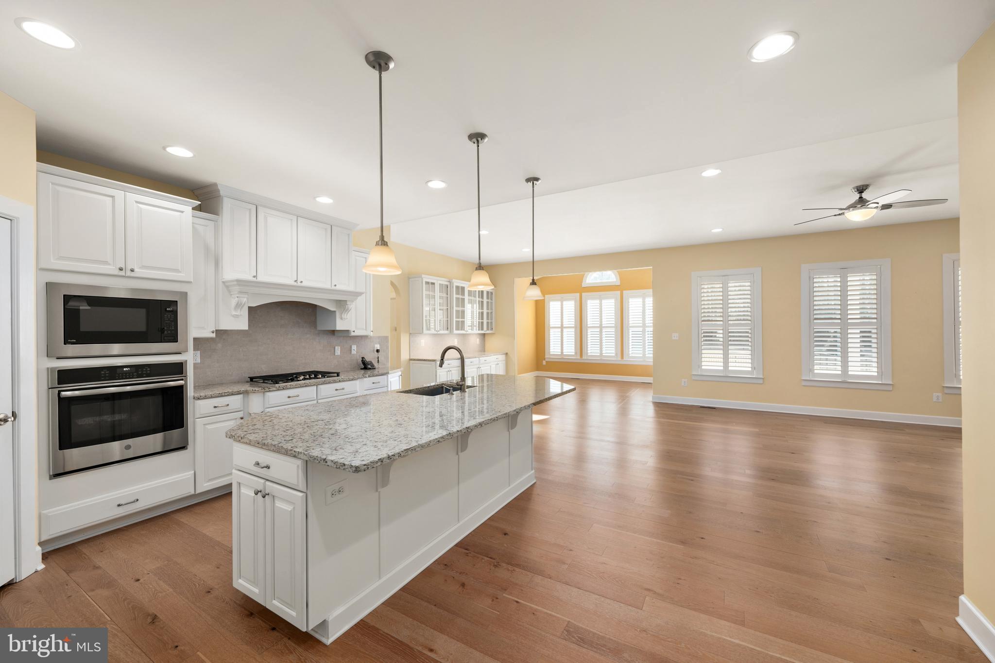 33415 BRIDGEHAMPTON LANE