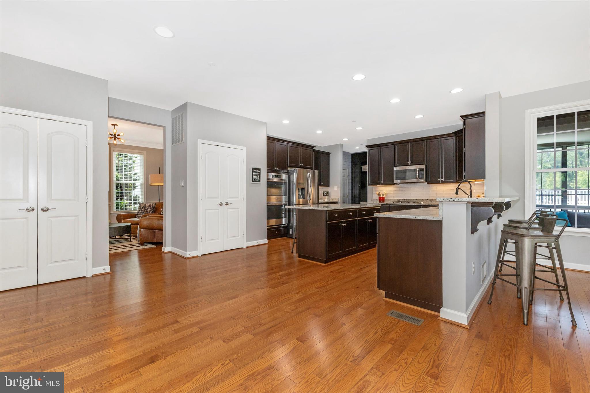 2304 KINGS FOREST TRL TRAIL