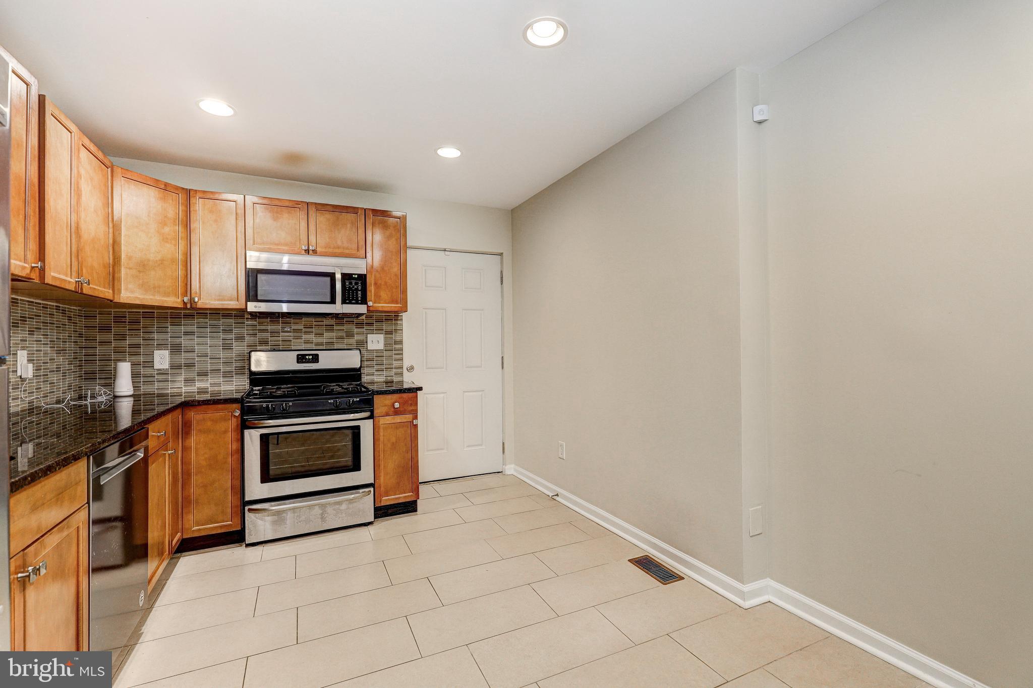 REMINGTON HISTORIC DISTRICT - Residential Lease