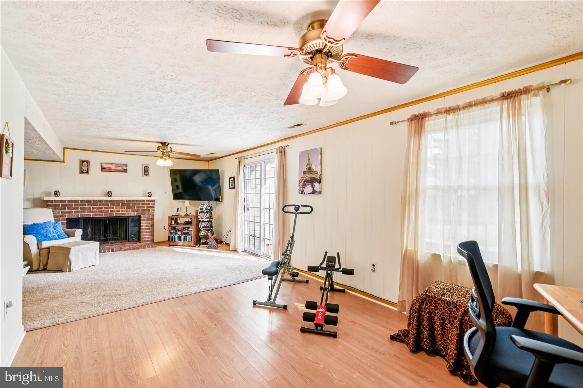 KINGS COURT - Residential