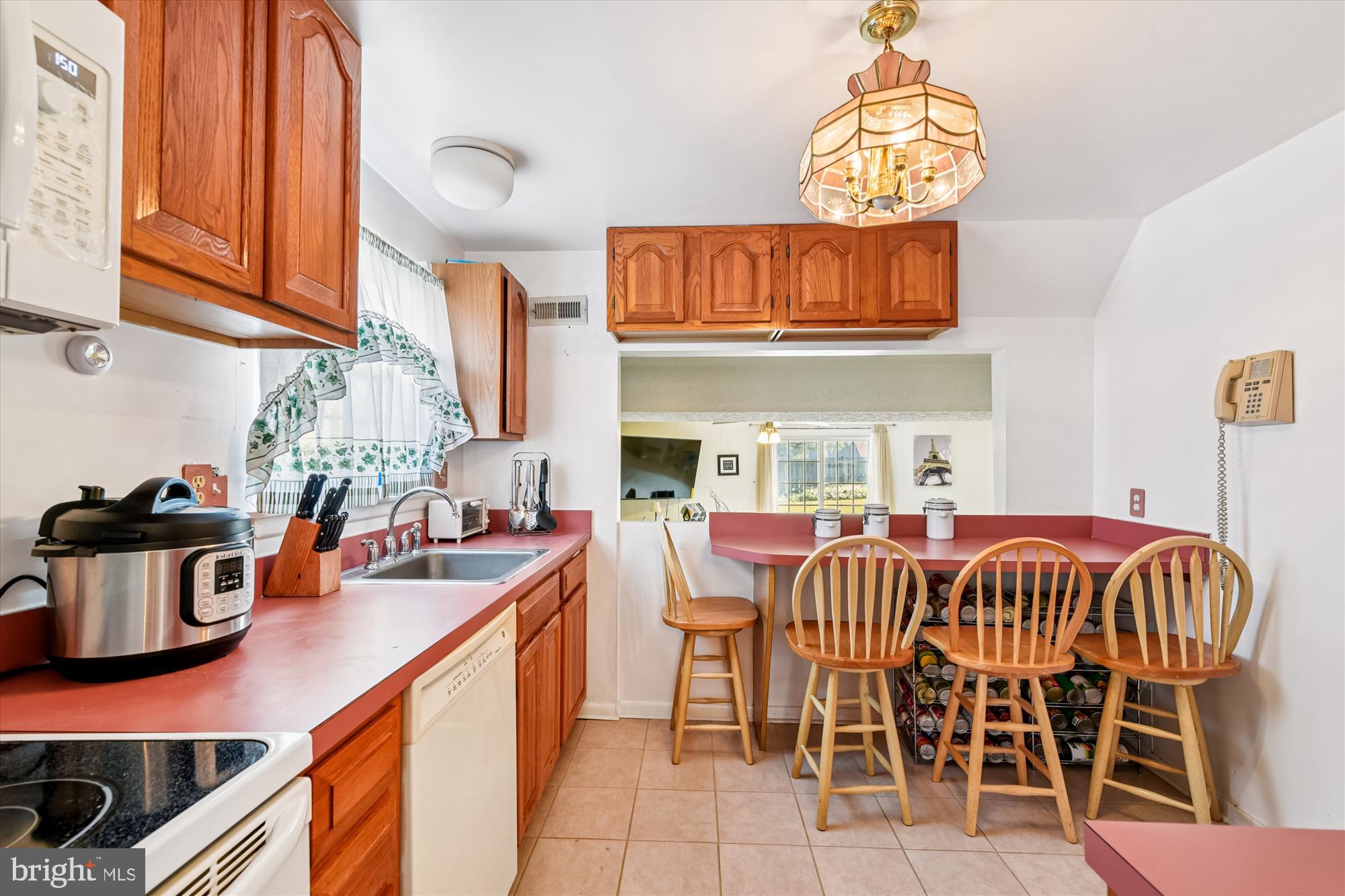 KINGS COURT - Residential