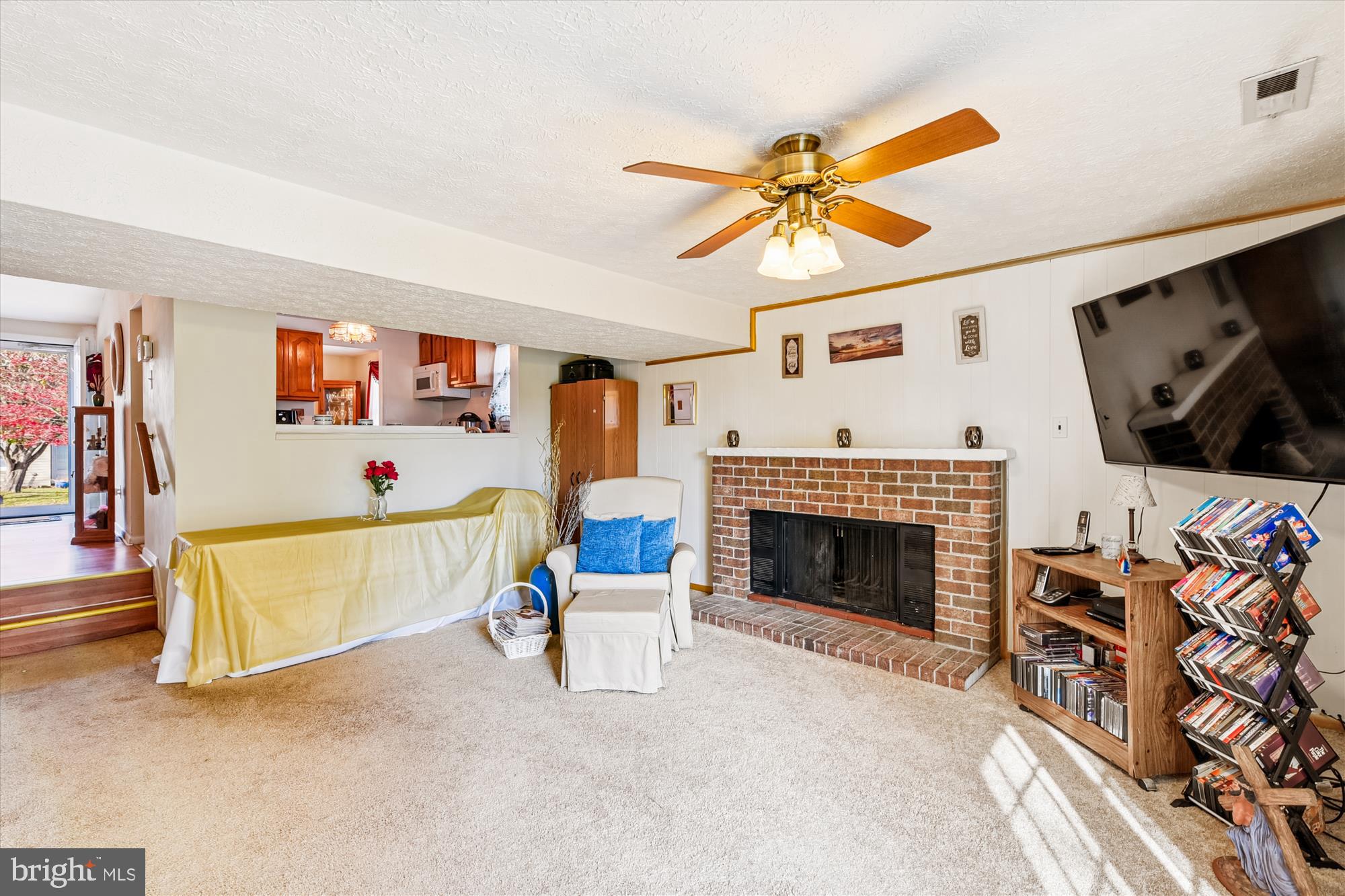 KINGS COURT - Residential