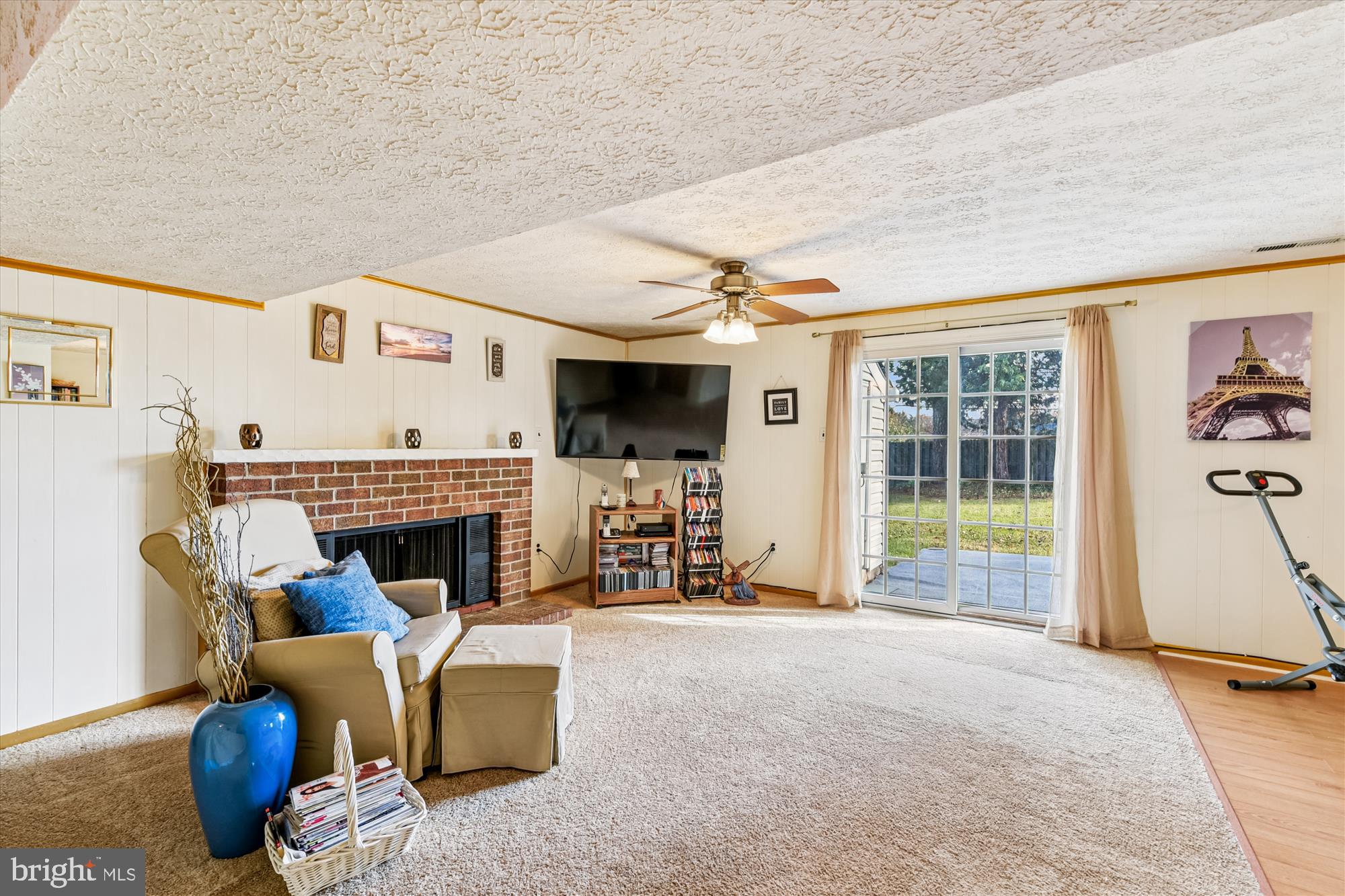 KINGS COURT - Residential