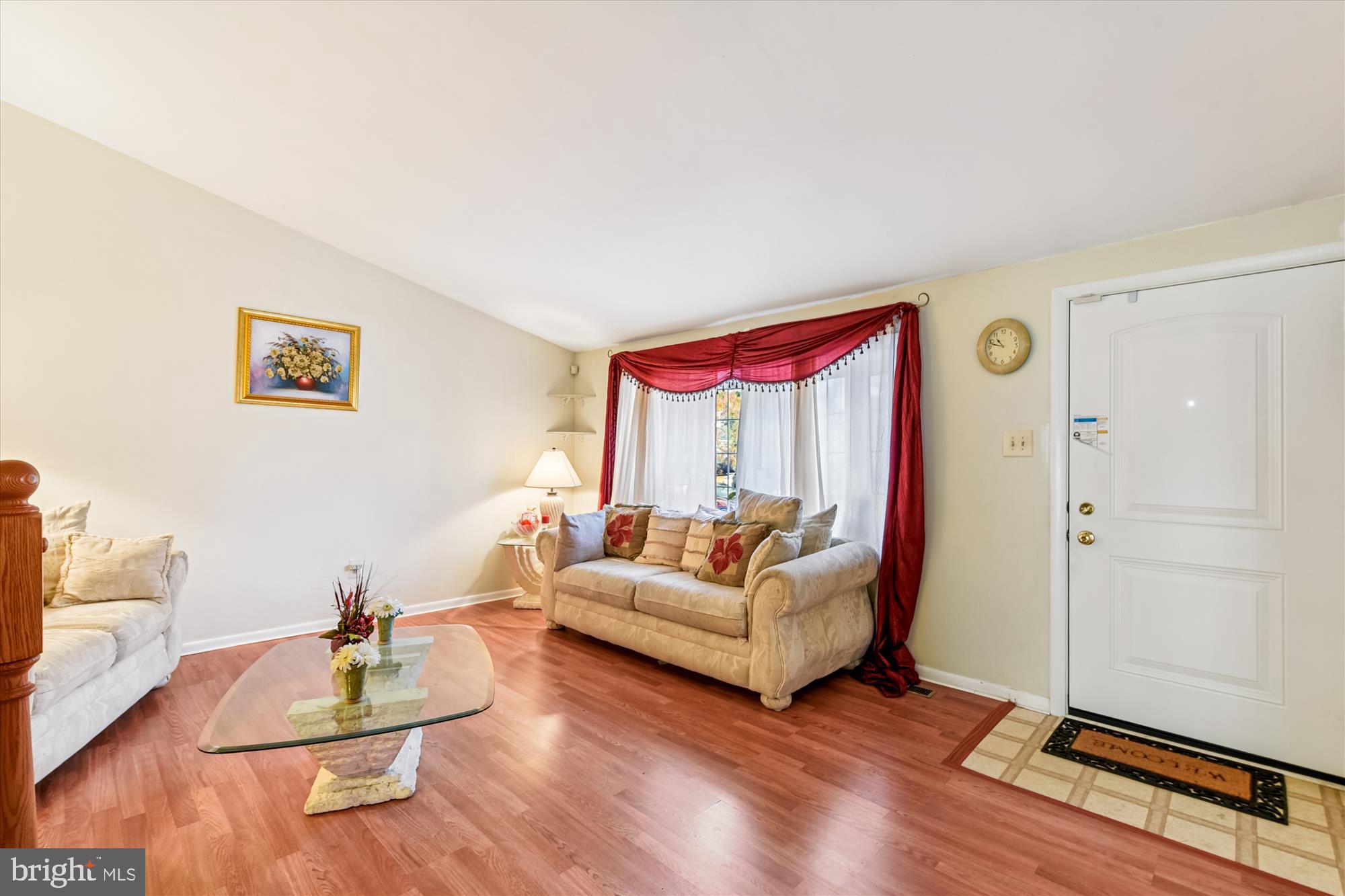 KINGS COURT - Residential