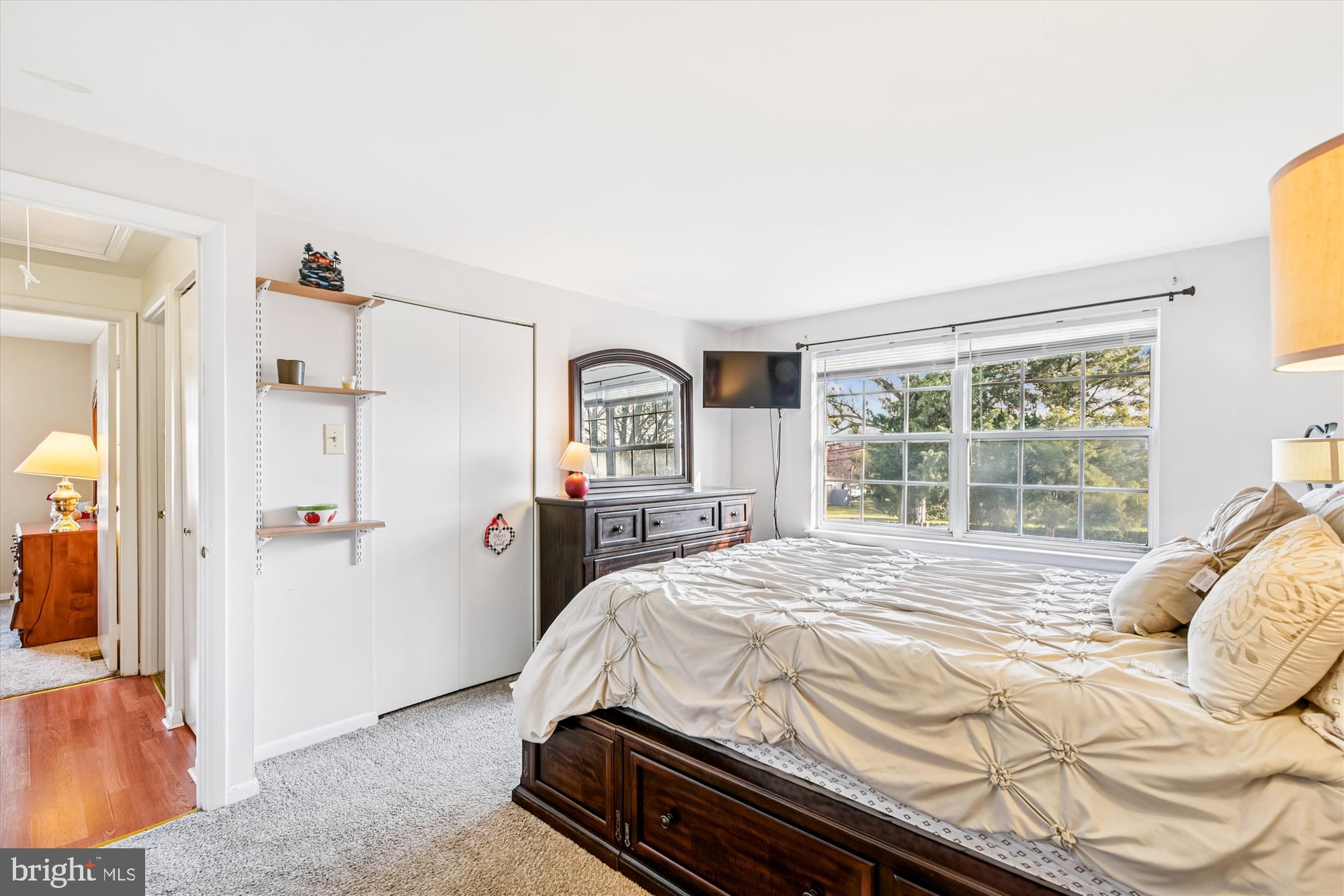 KINGS COURT - Residential