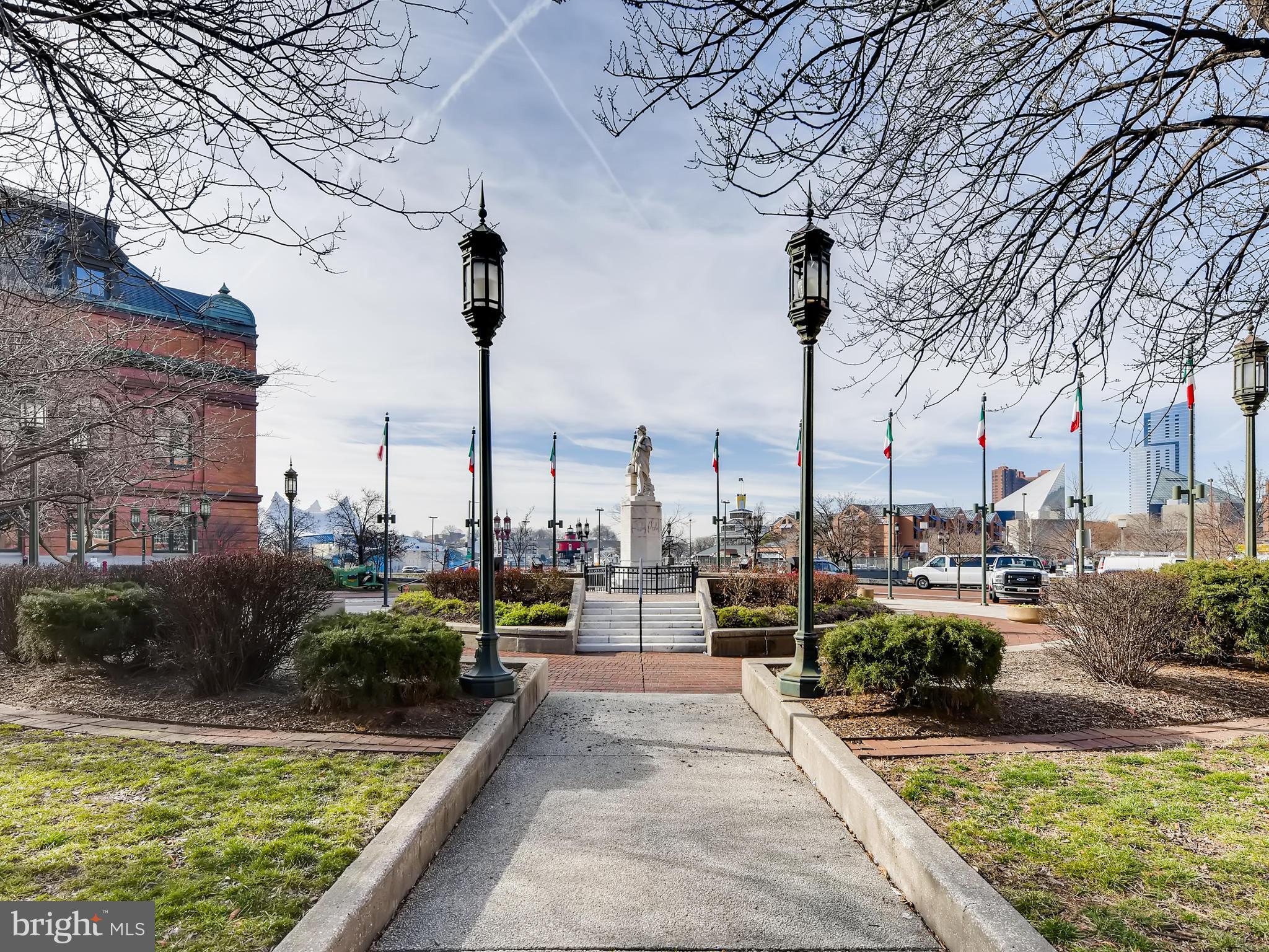 HARBOR EAST - Residential