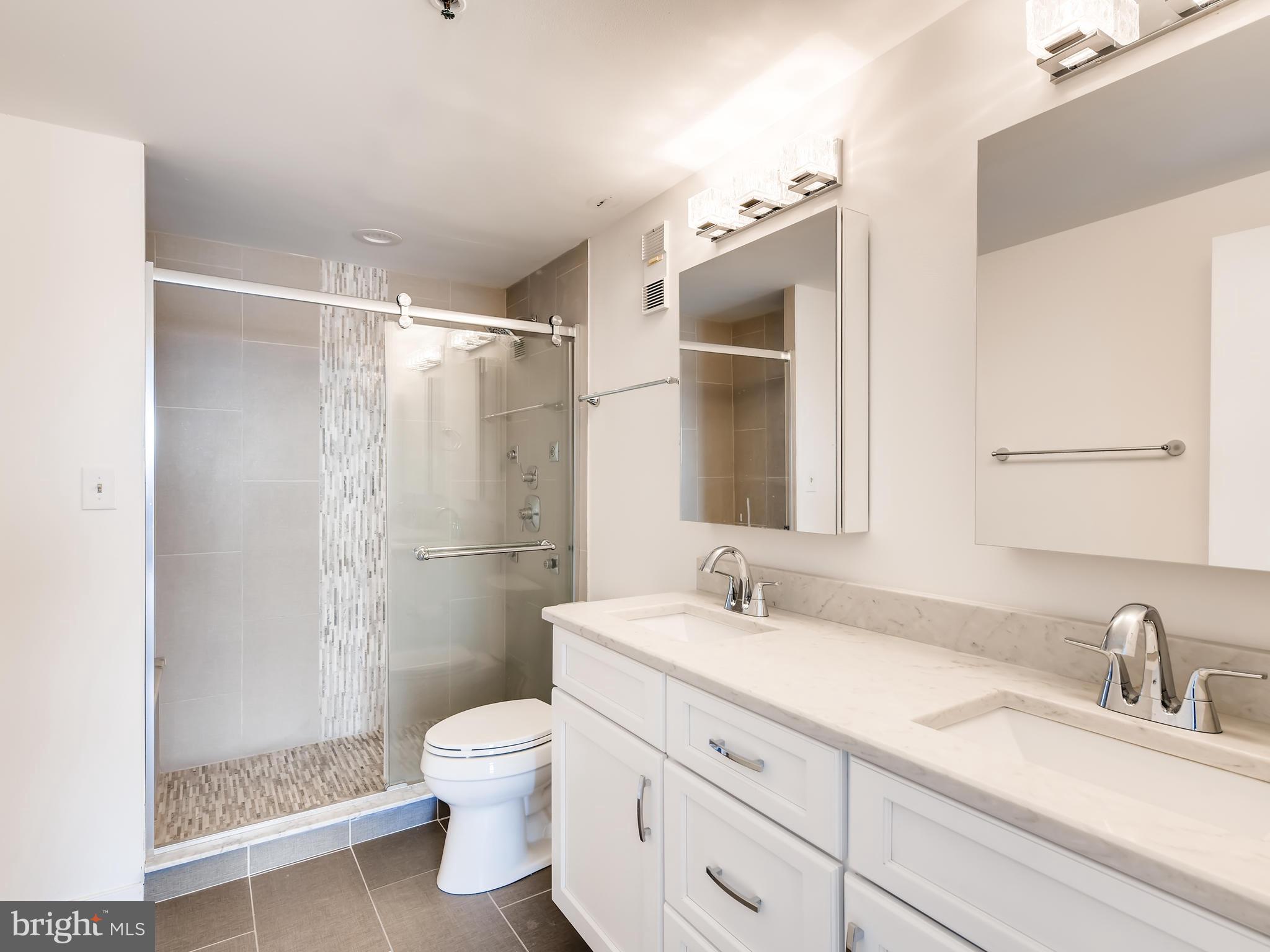 HARBOR EAST - Residential