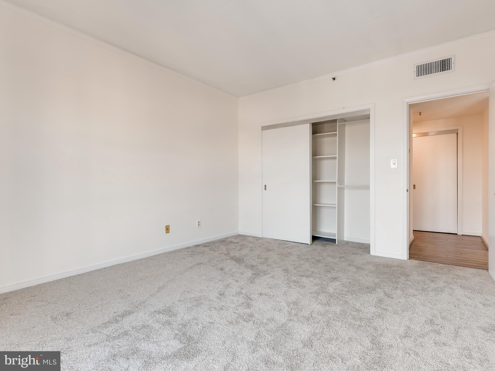 HARBOR EAST - Residential