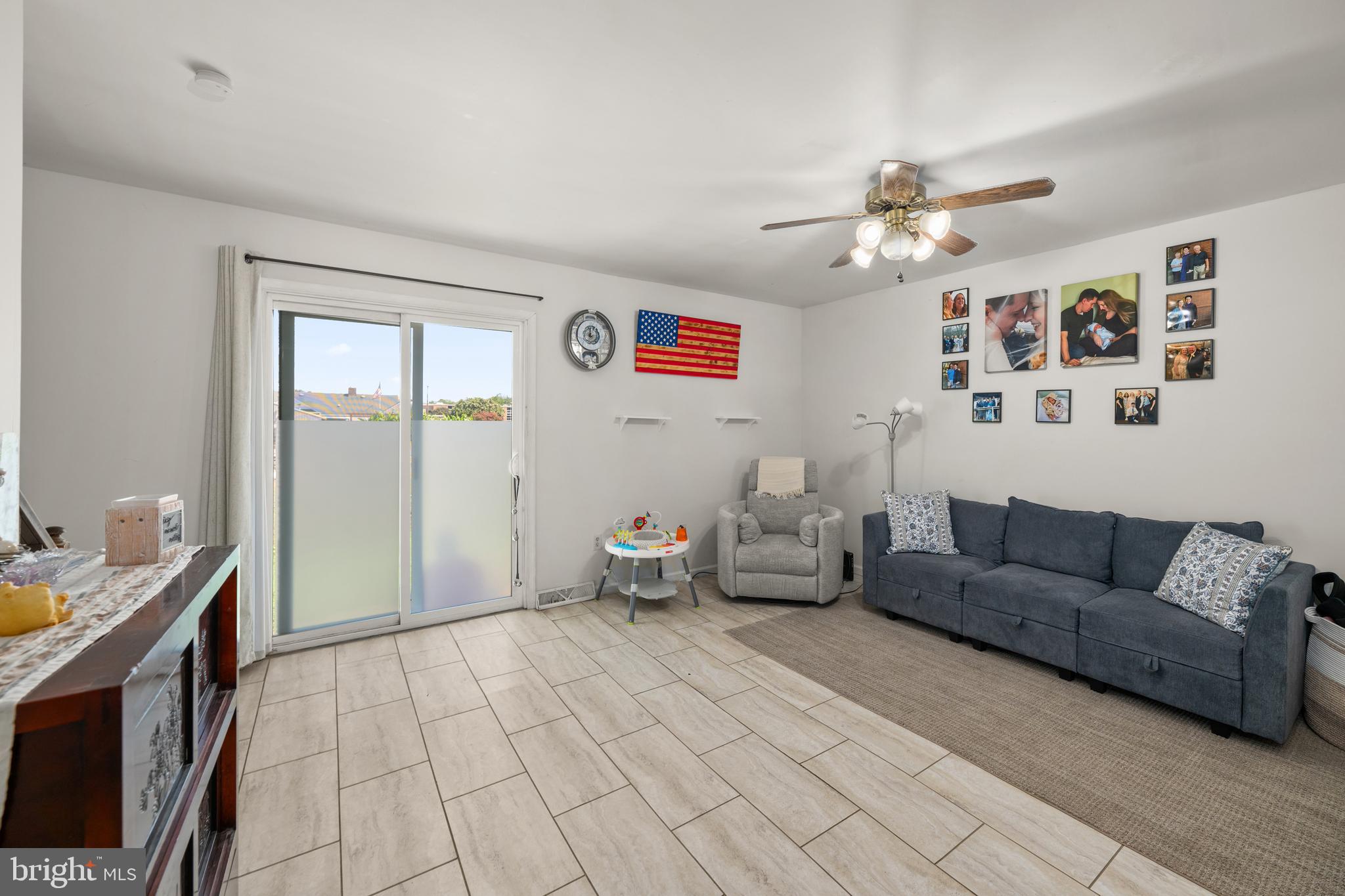 326 COMMONS