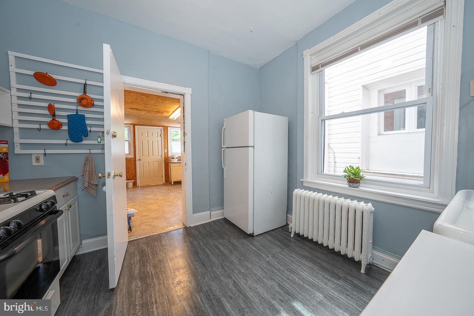 UNIVERSITY CITY - Residential Lease