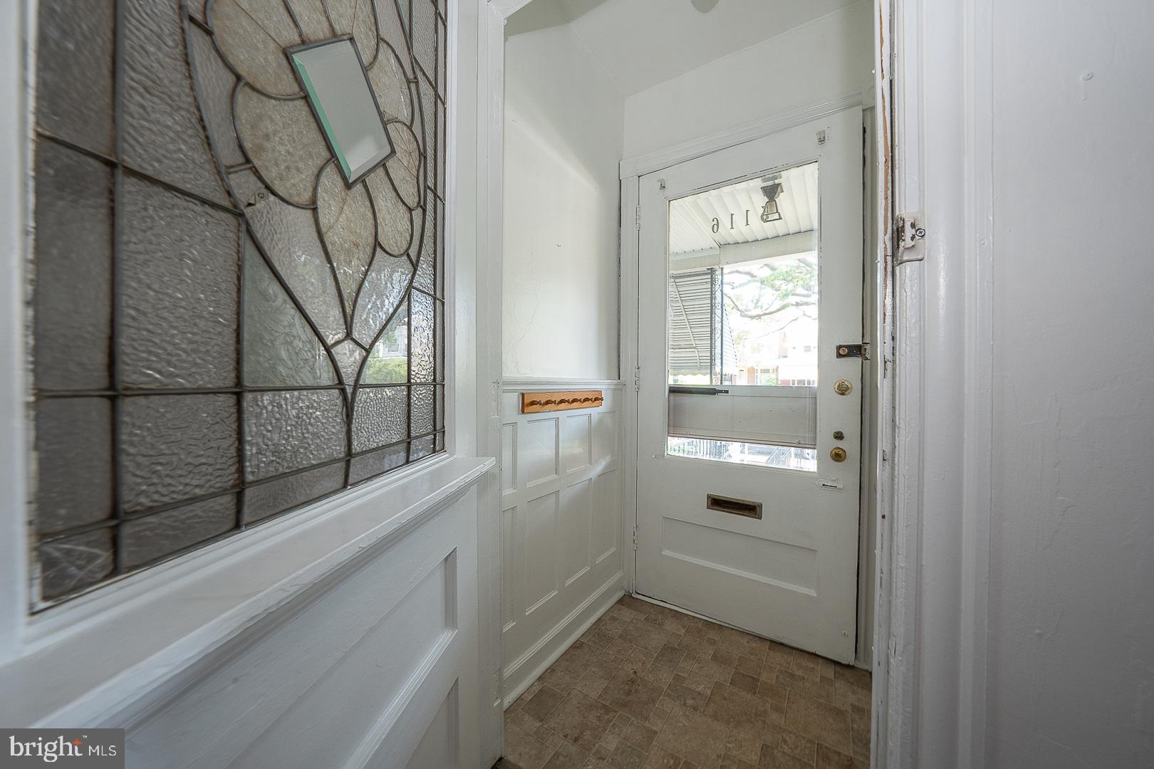 UNIVERSITY CITY - Residential Lease