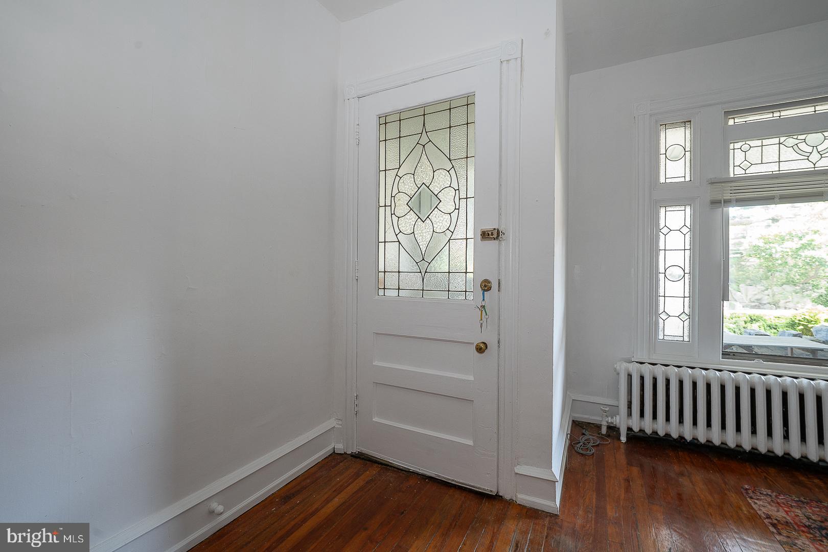 UNIVERSITY CITY - Residential Lease