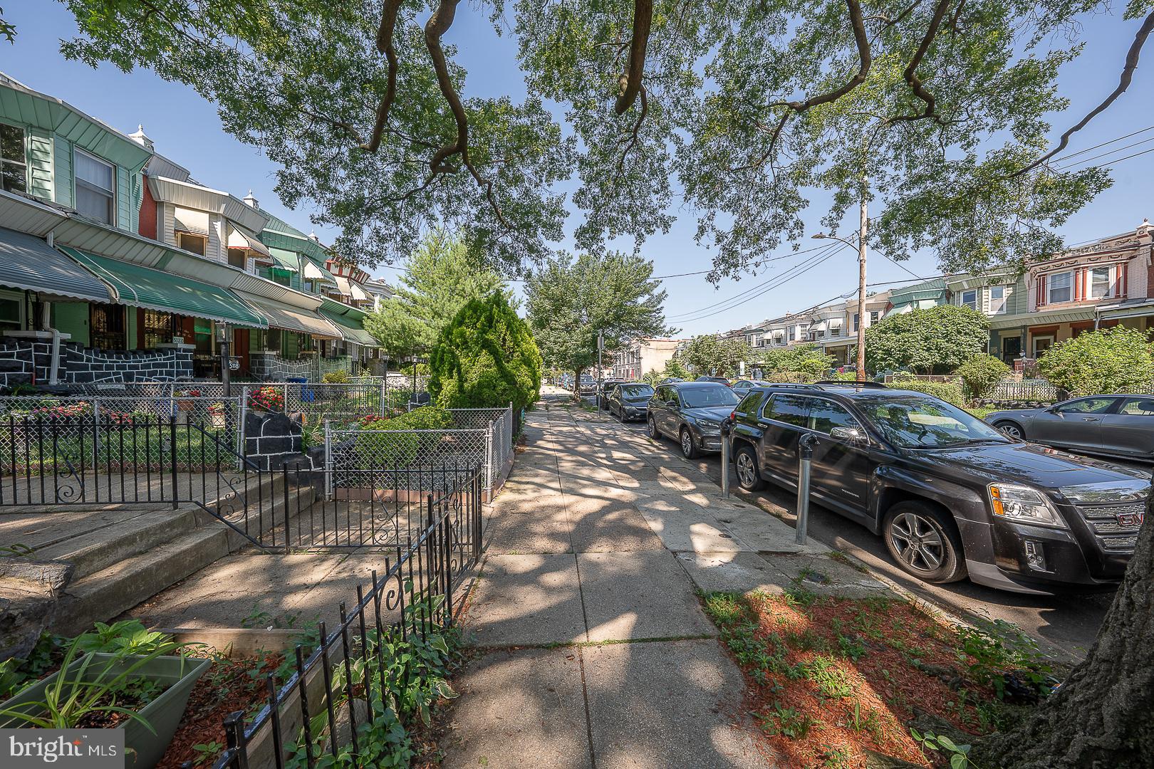 UNIVERSITY CITY - Residential Lease