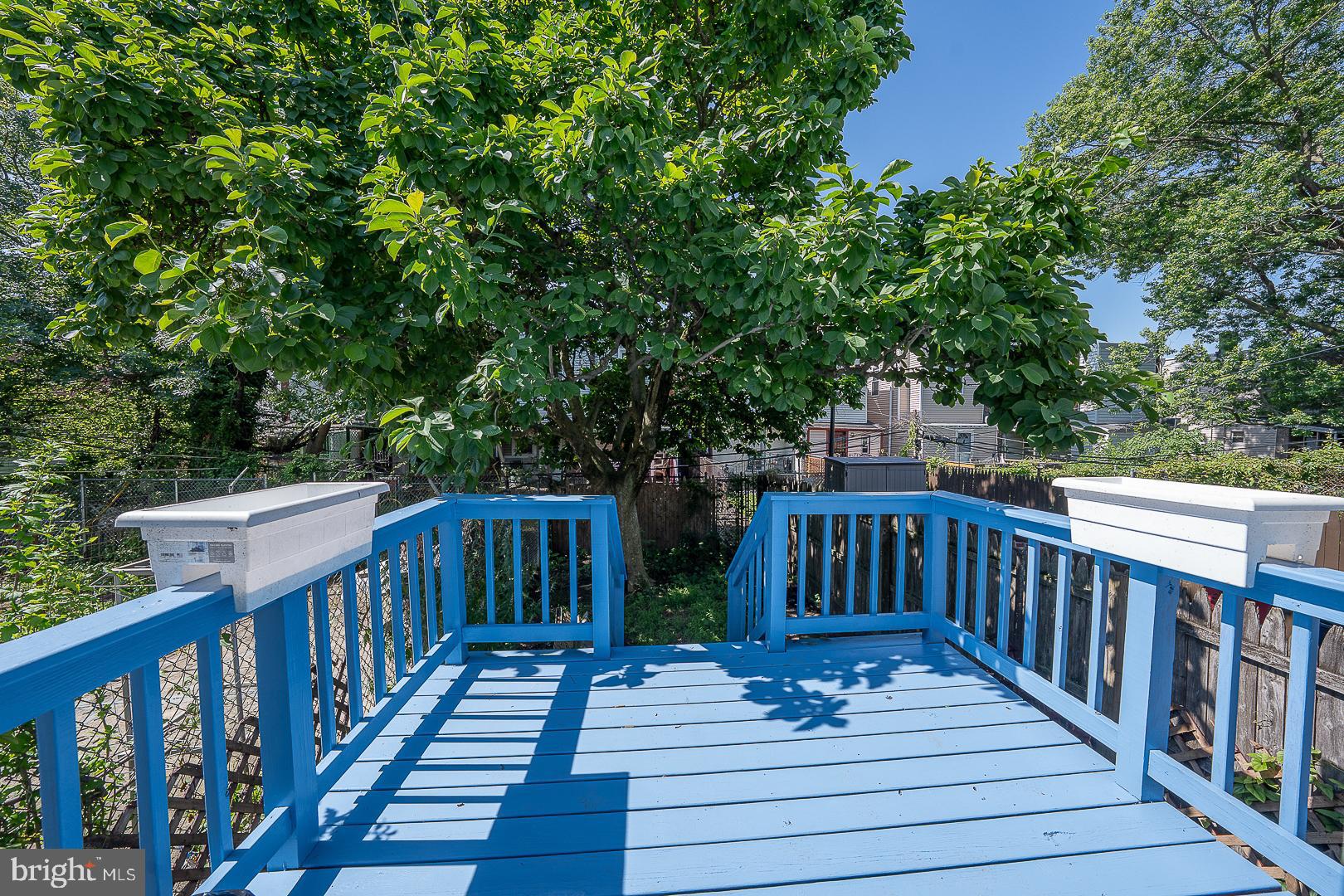 UNIVERSITY CITY - Residential Lease