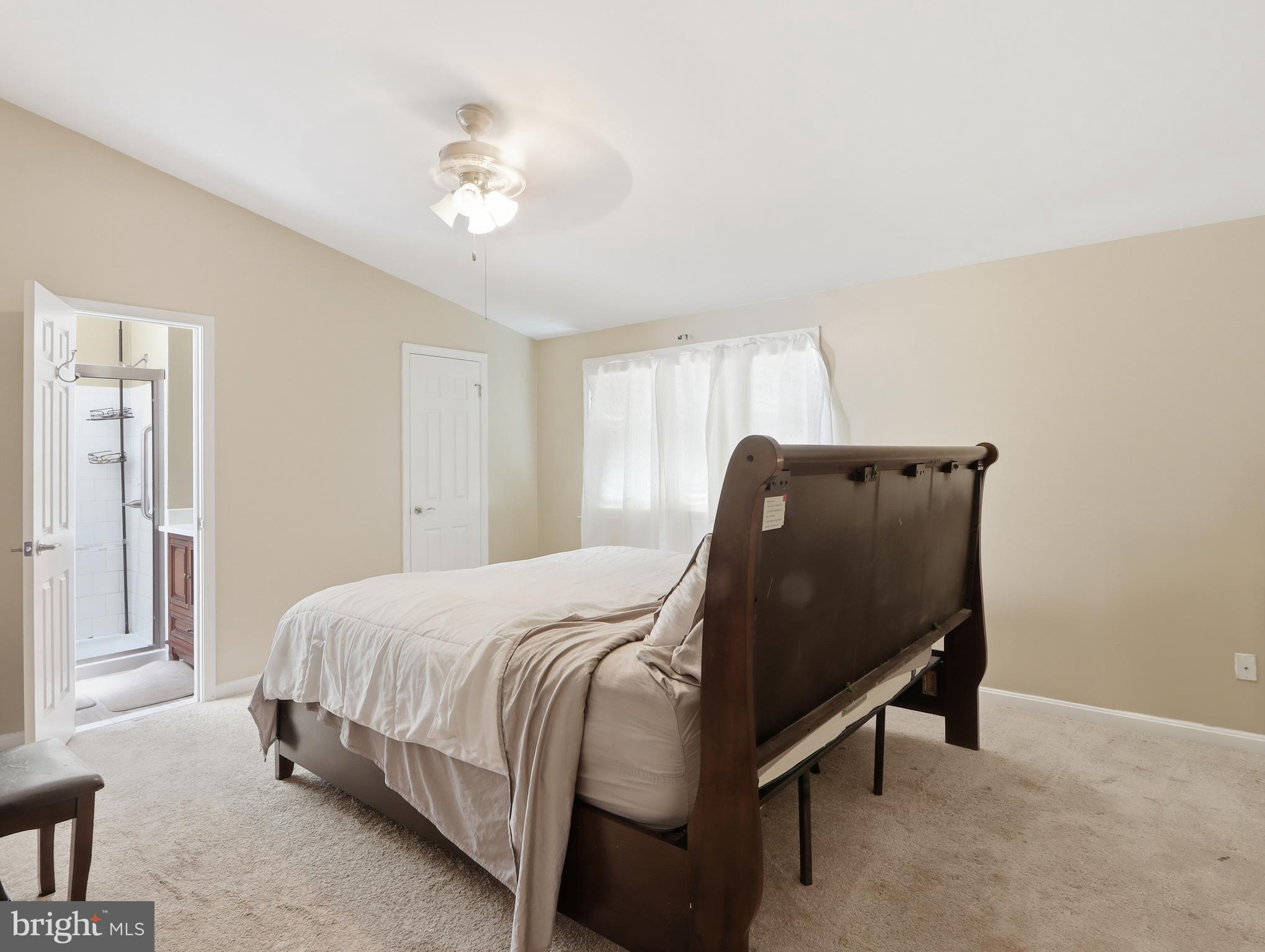 COURTLAND WOODS - Residential