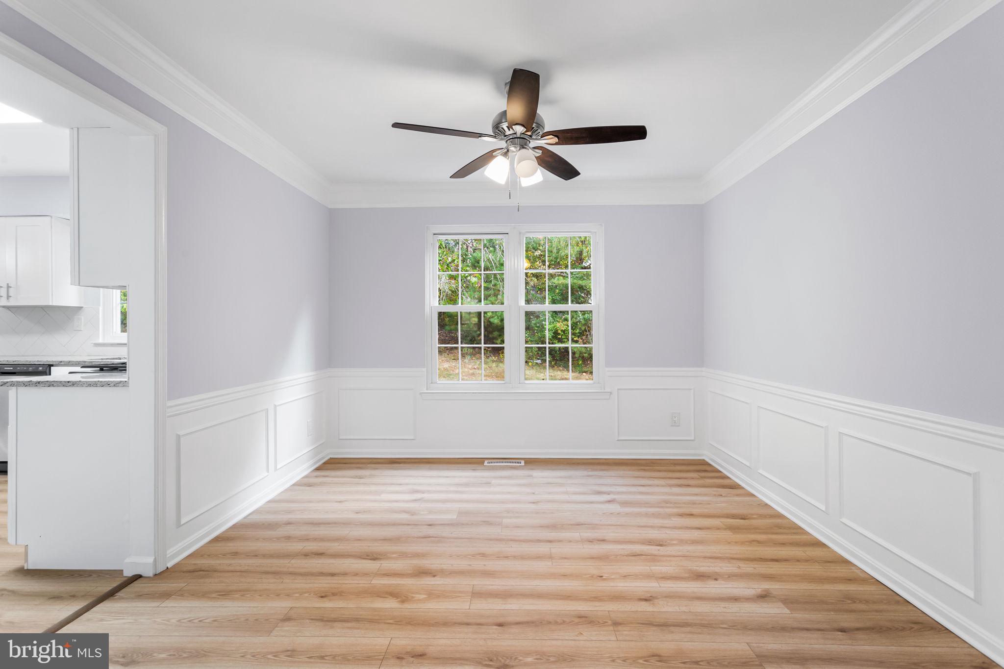 WHITE OAK MANOR - Residential