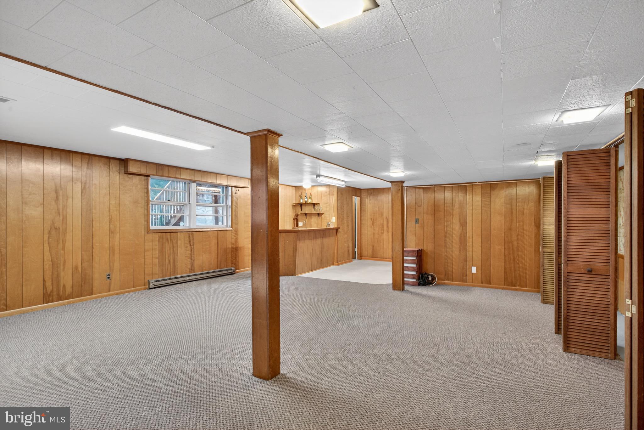 BURNT MILLS GAR-VILL - Residential