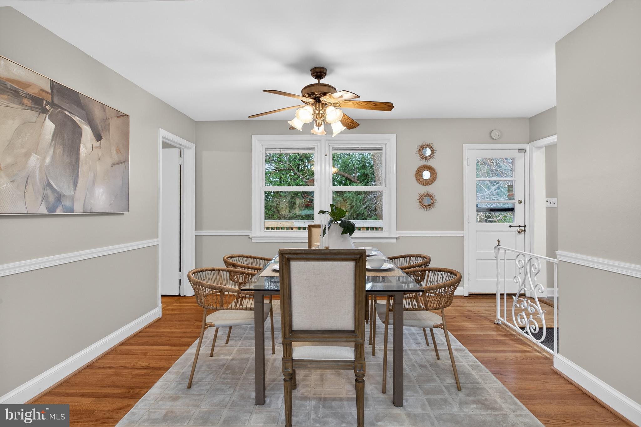 BURNT MILLS GAR-VILL - Residential