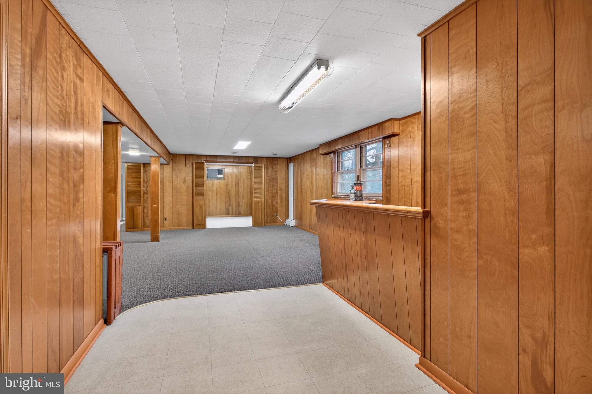 BURNT MILLS GAR-VILL - Residential