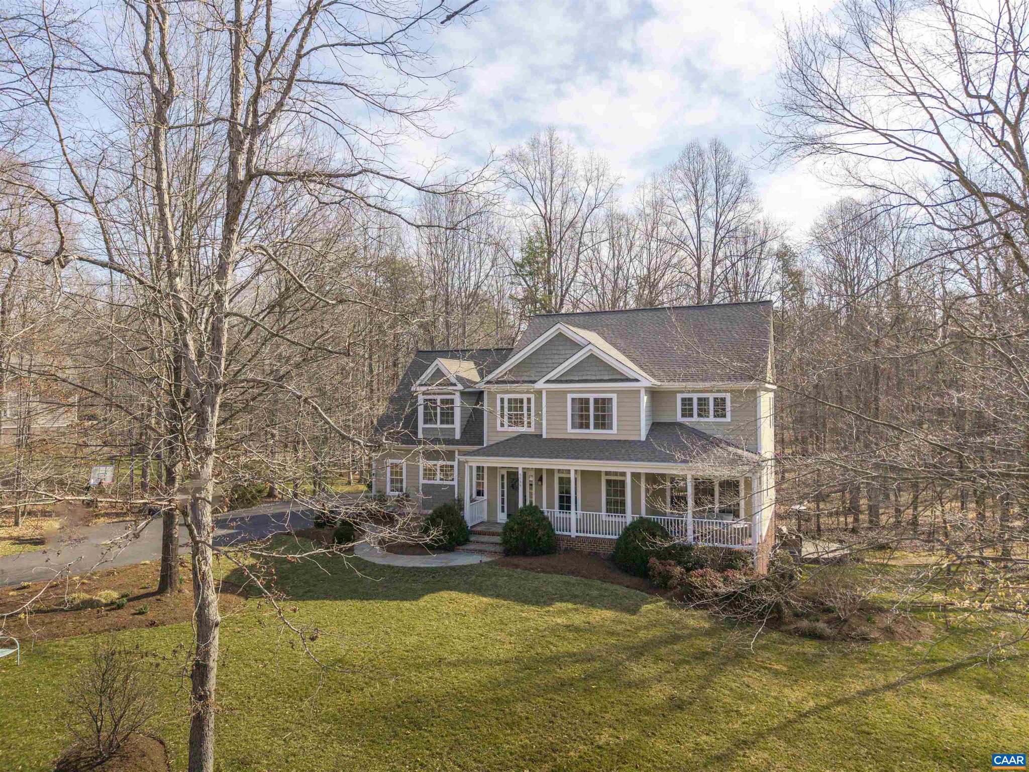 3535 FOXWOOD DR