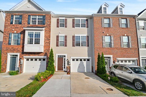 Townhouse For Sale - 7768 Dagny Way<br/> ELKRIDGE, MD 21075