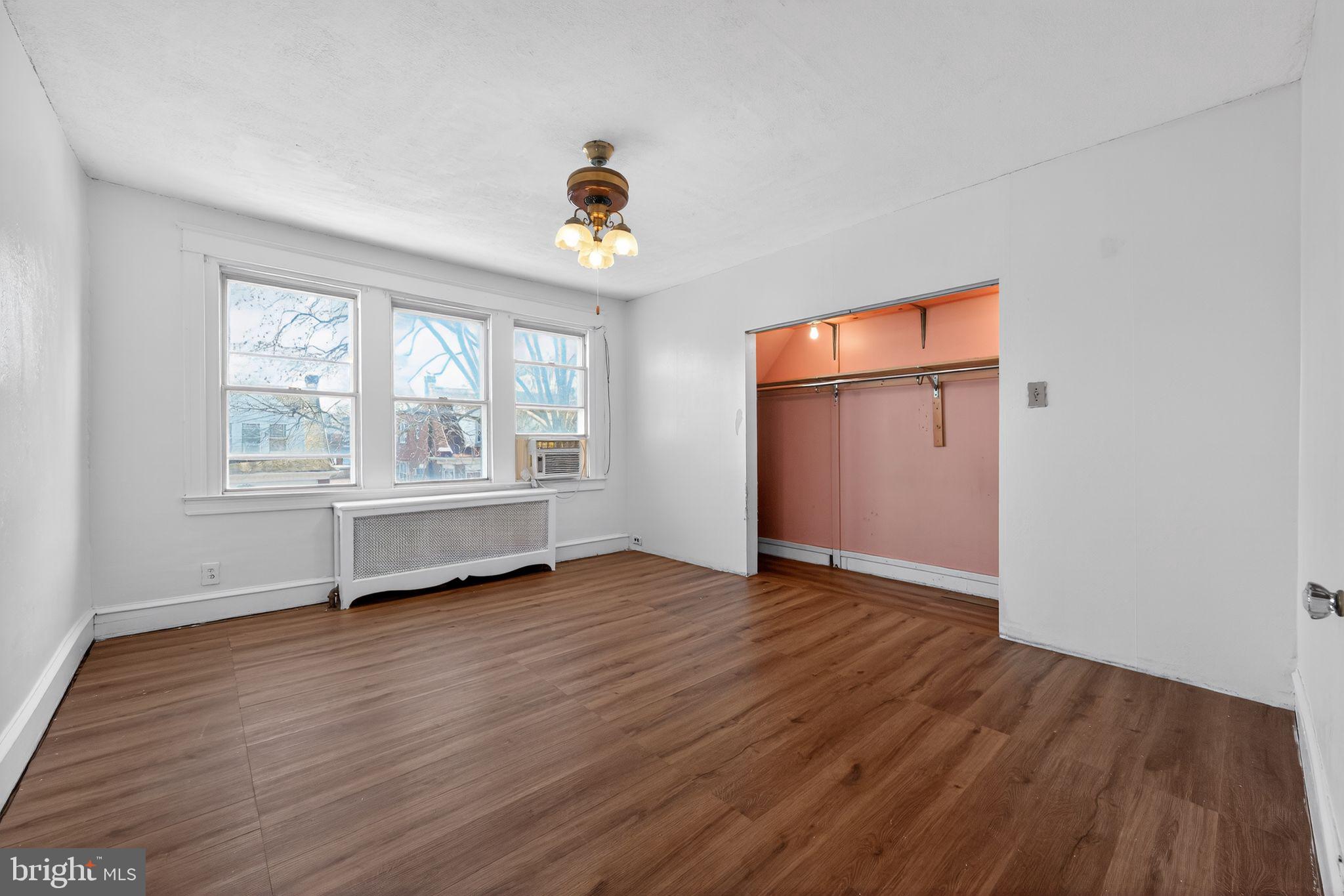 LANSDOWNE - Residential