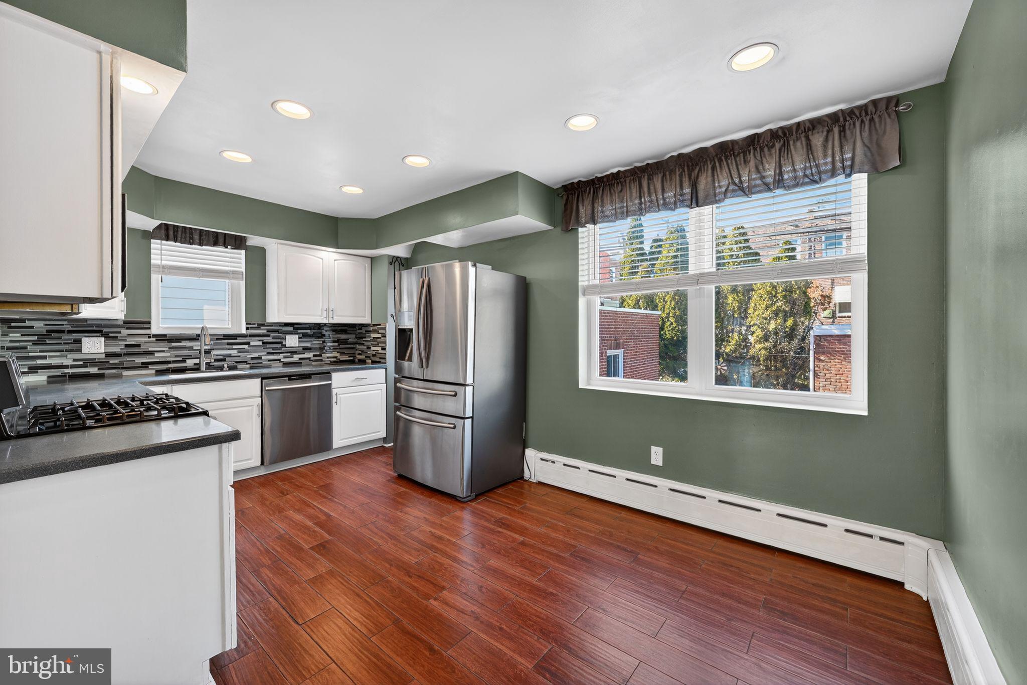 LANSDOWNE - Residential