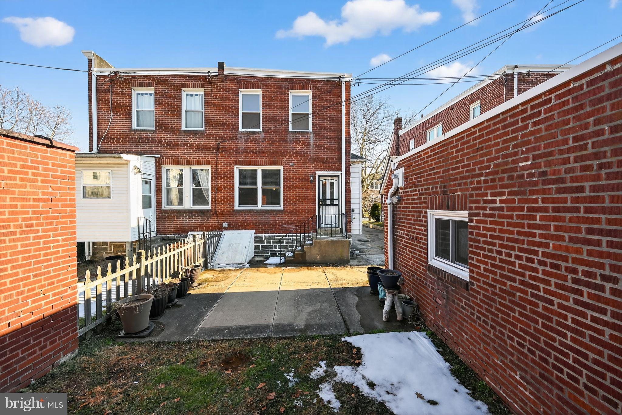 LANSDOWNE - Residential