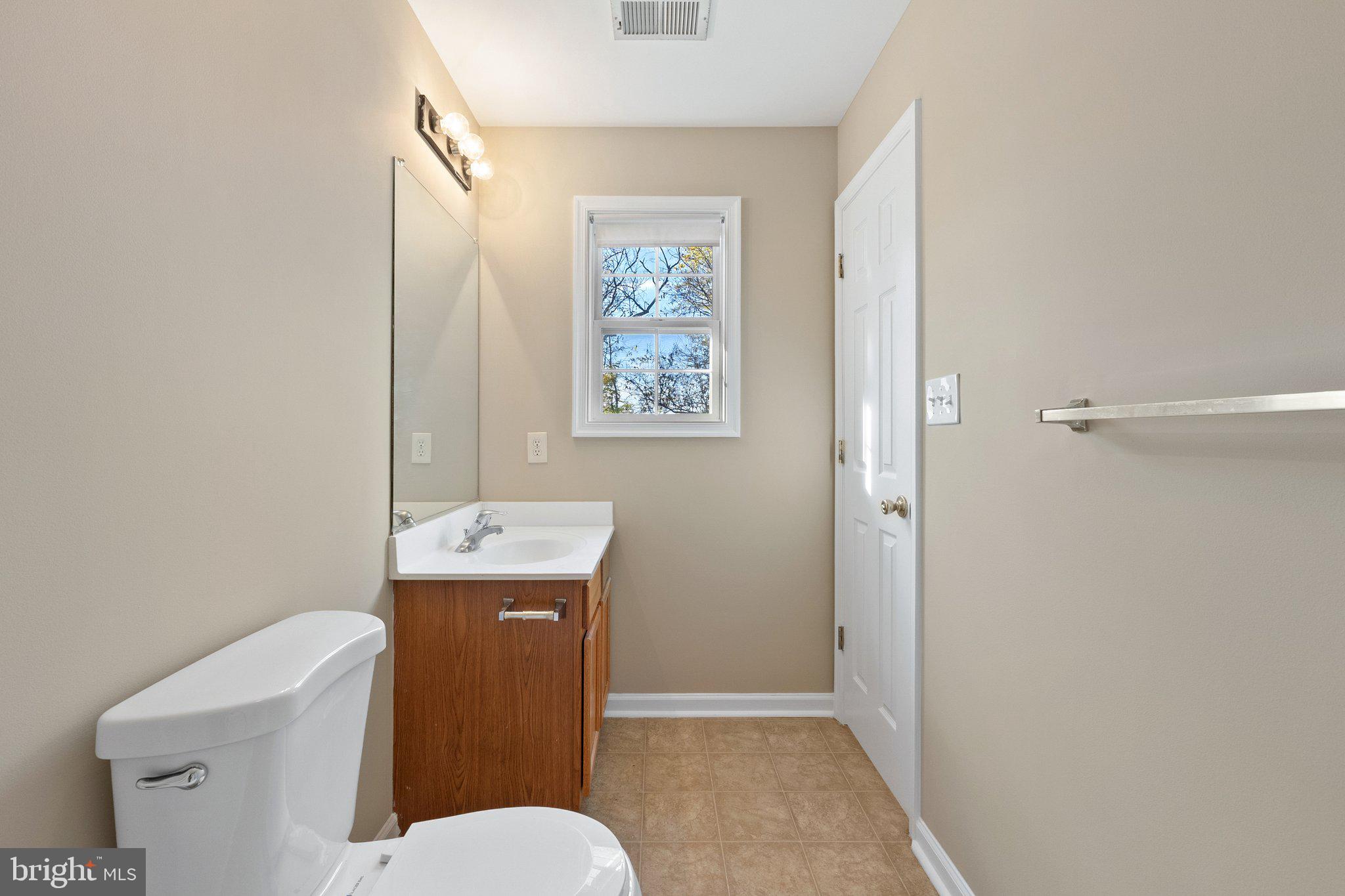 BUNKER HILL TOWNHOMES - Residential