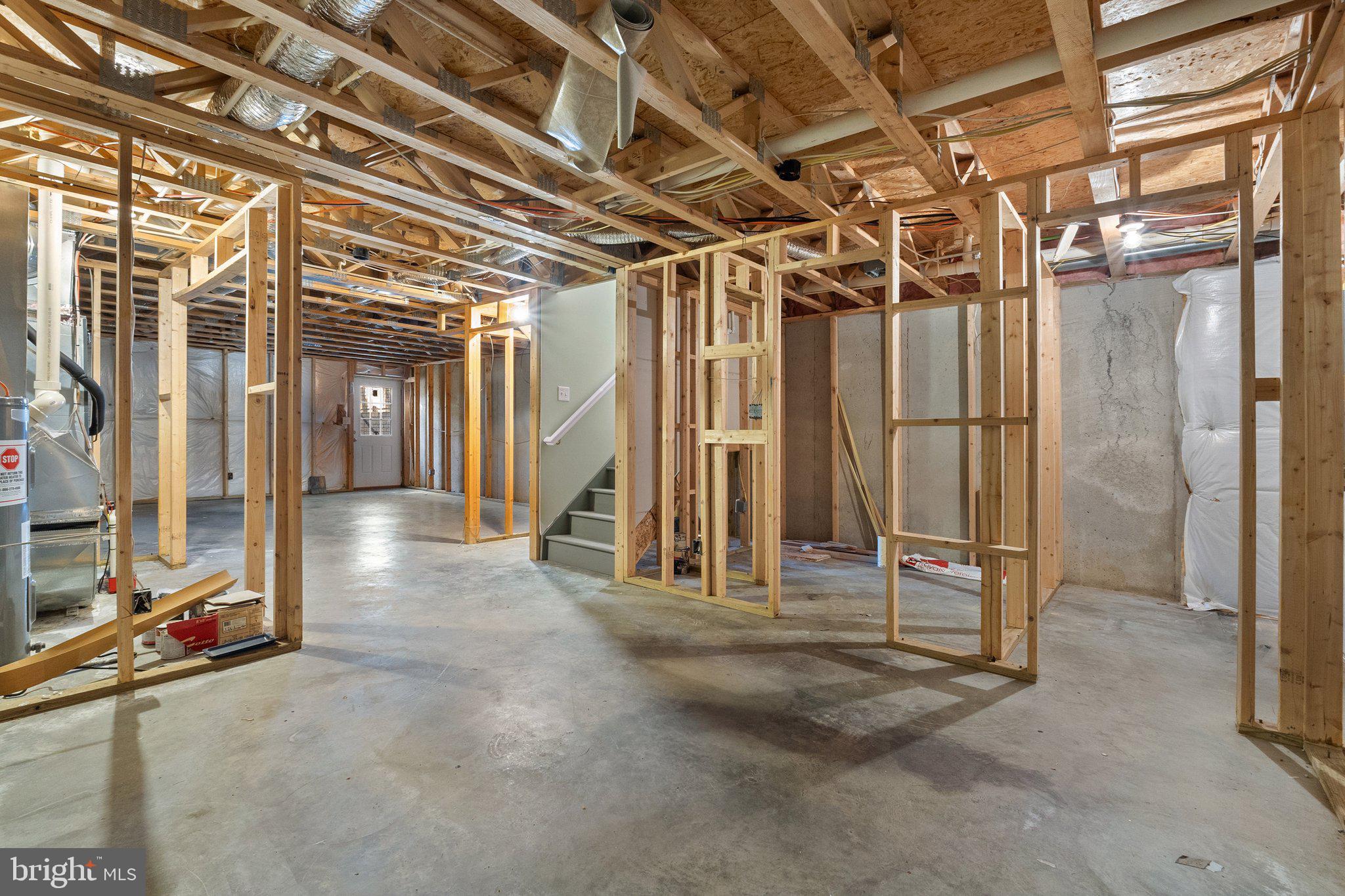 BUNKER HILL TOWNHOMES - Residential