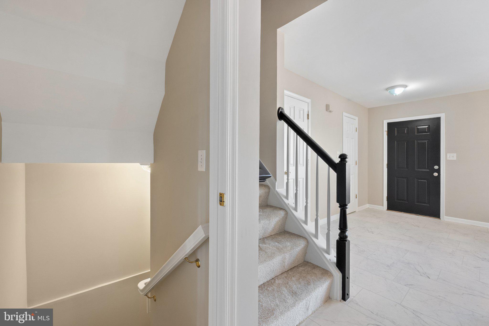 BUNKER HILL TOWNHOMES - Residential