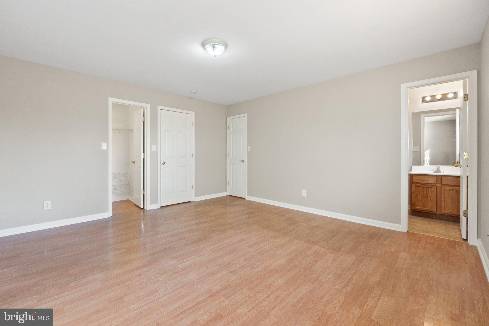 BUNKER HILL TOWNHOMES - Residential