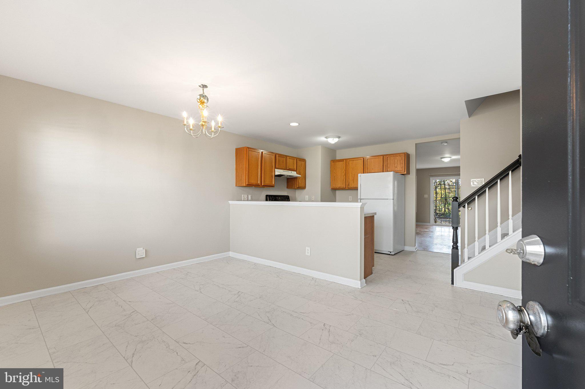 BUNKER HILL TOWNHOMES - Residential