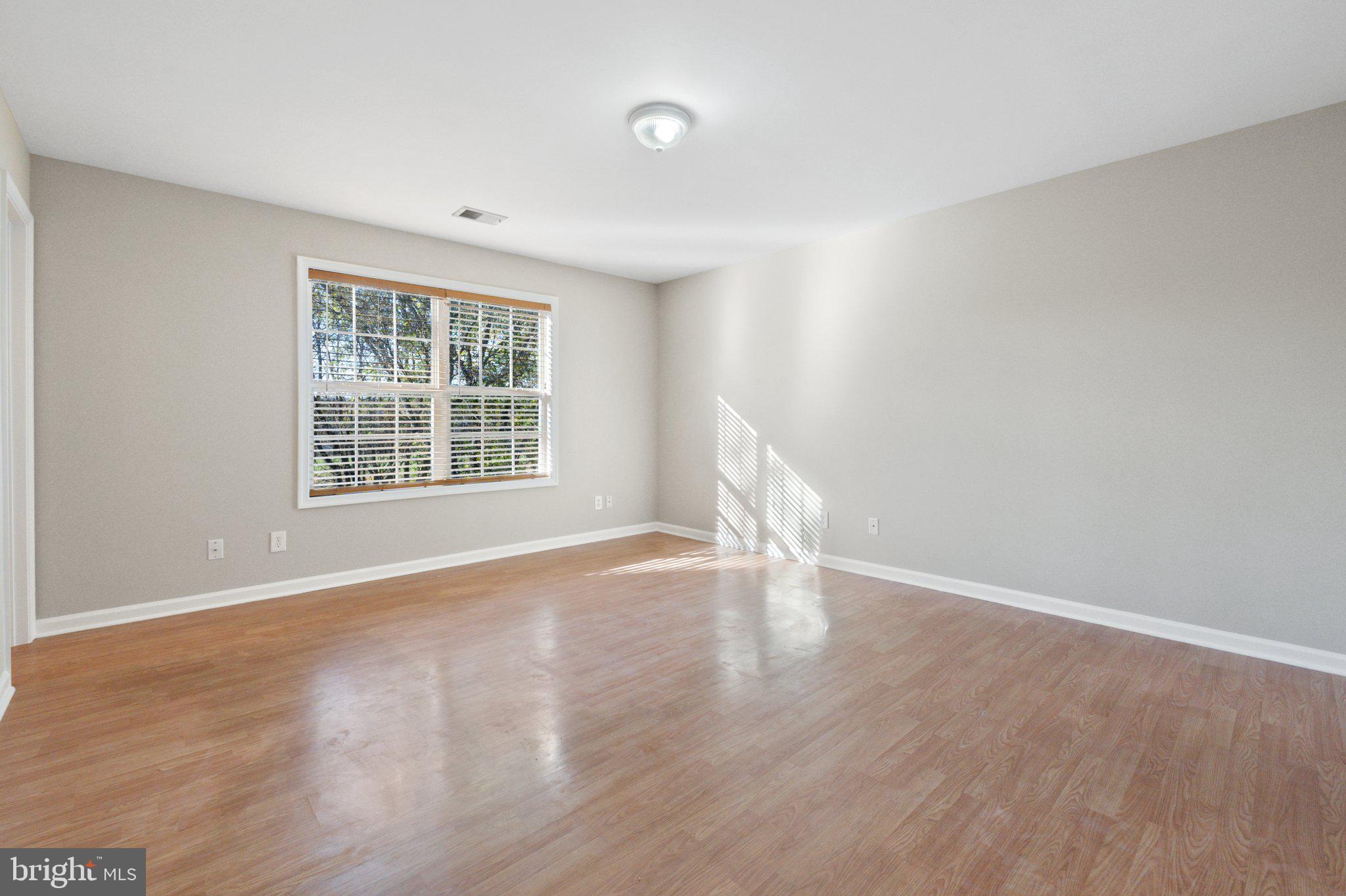 BUNKER HILL TOWNHOMES - Residential