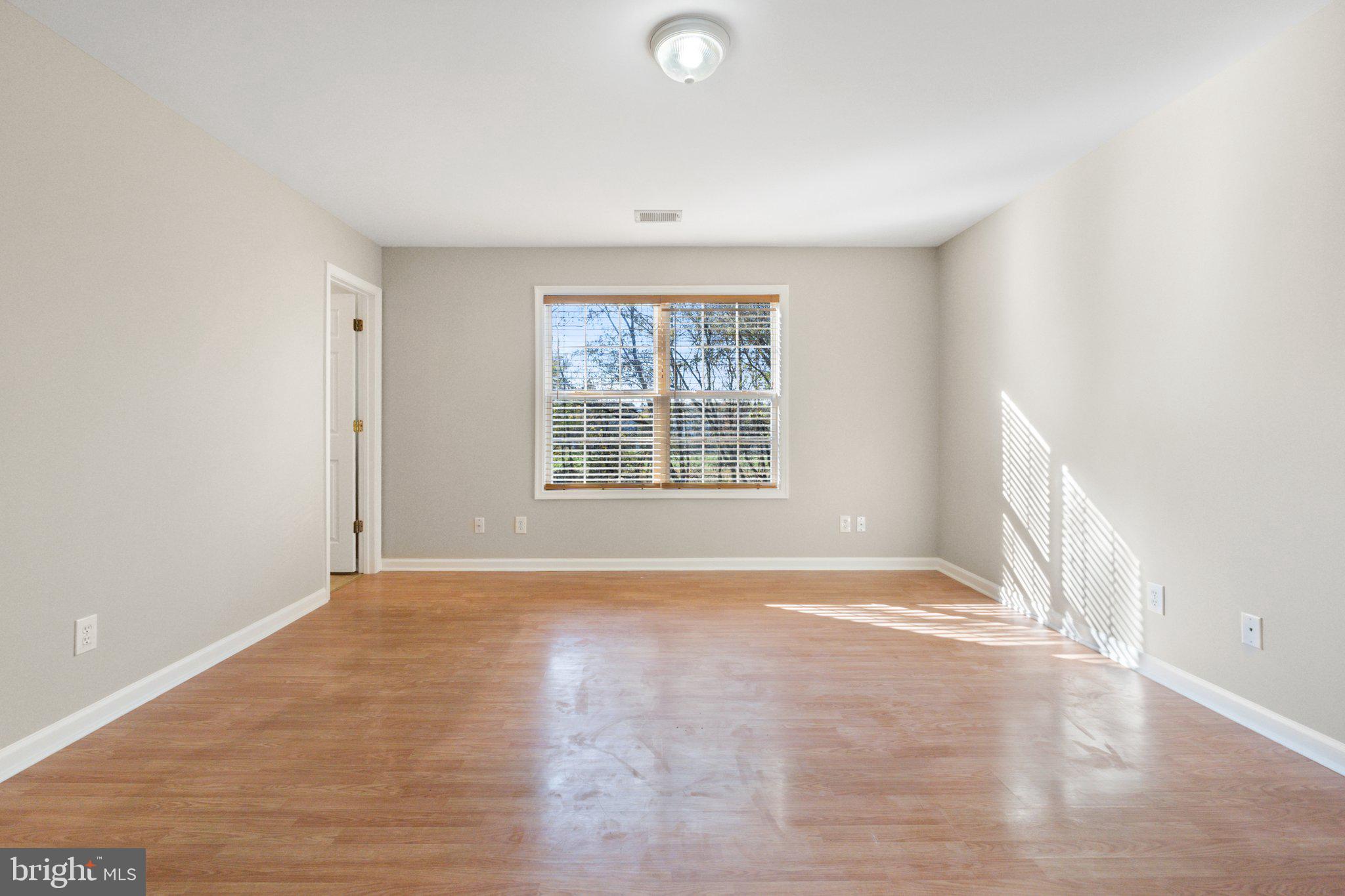 BUNKER HILL TOWNHOMES - Residential