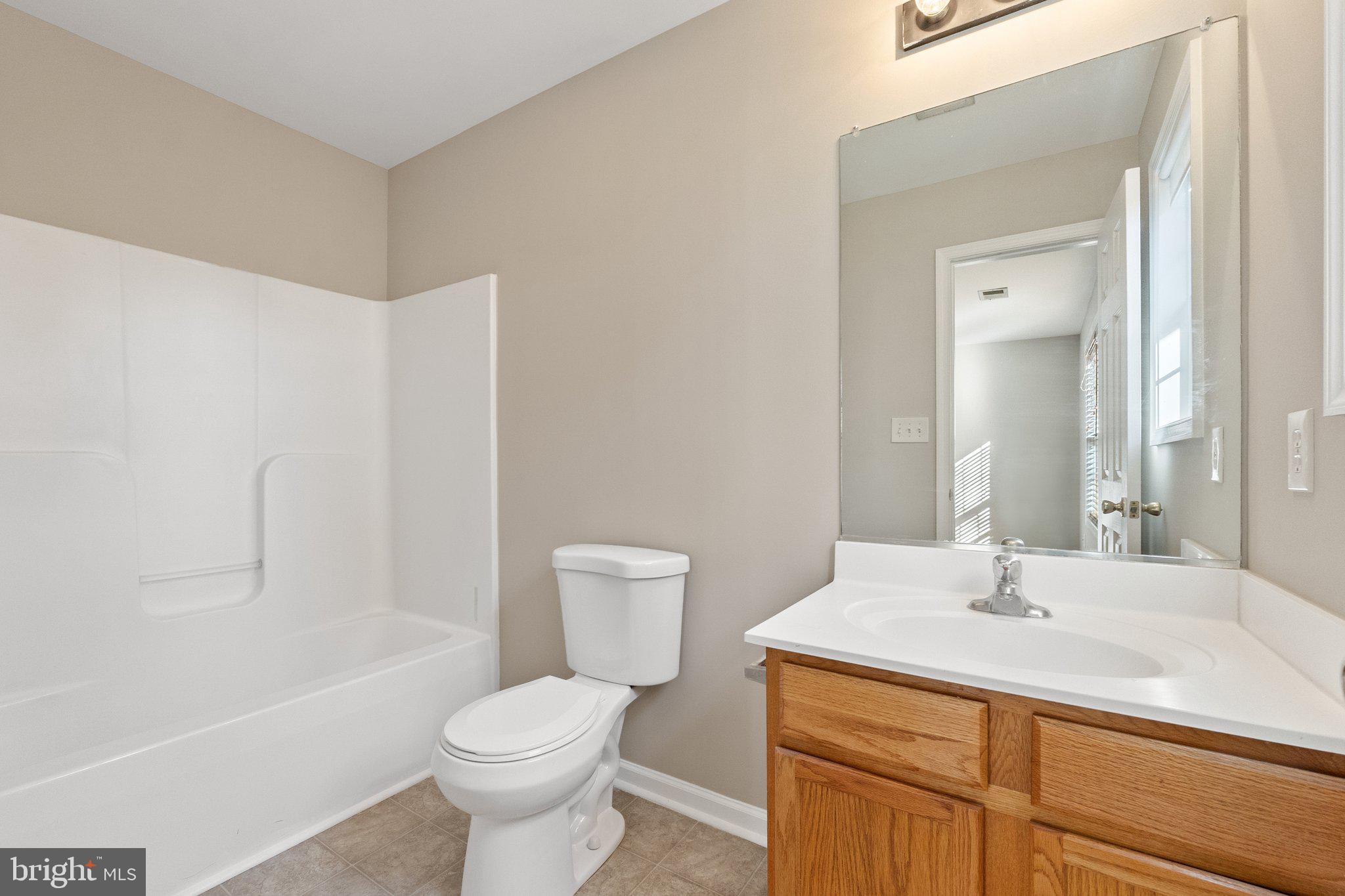 BUNKER HILL TOWNHOMES - Residential