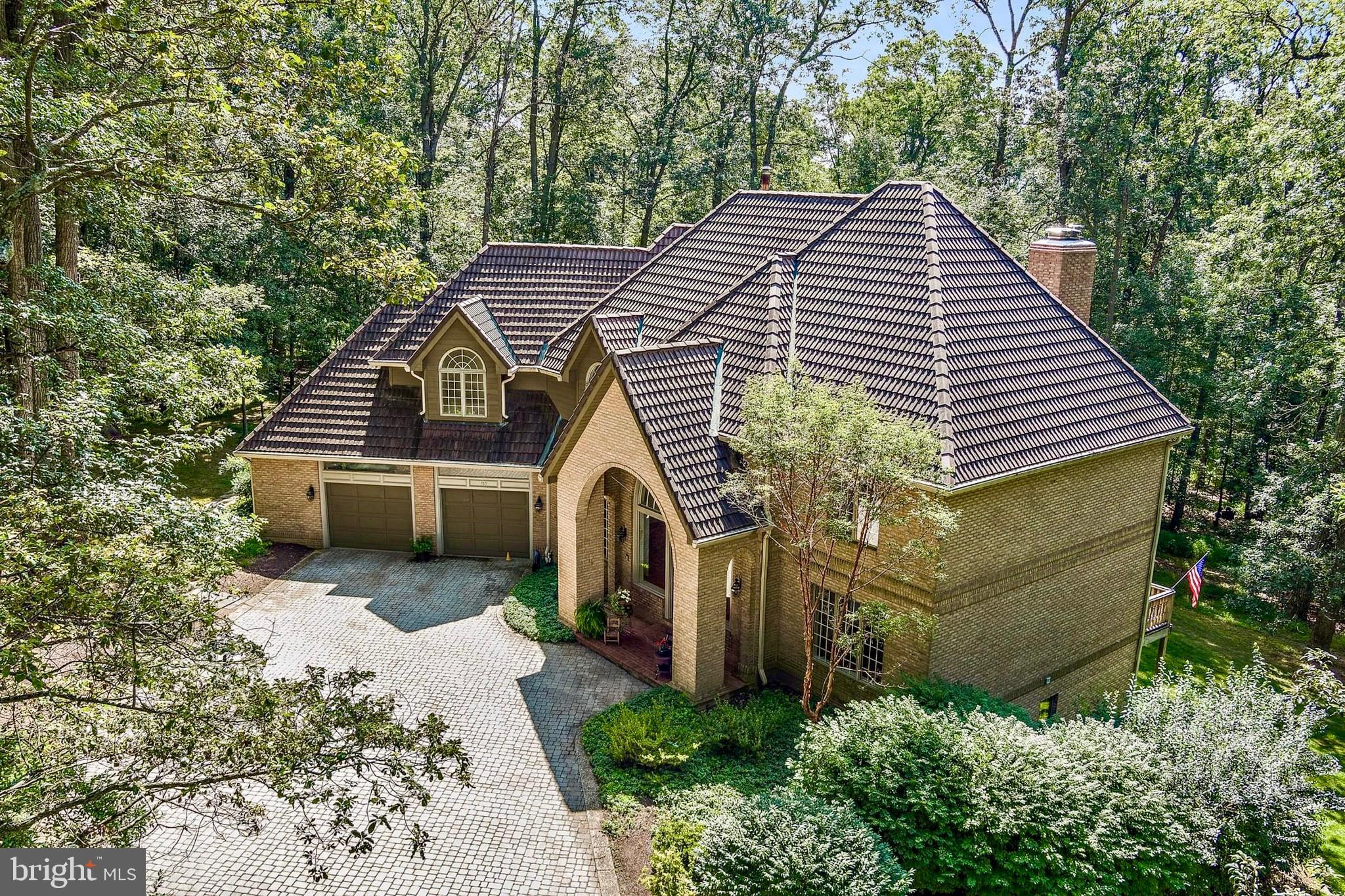 785 VIEW WEST DRIVE