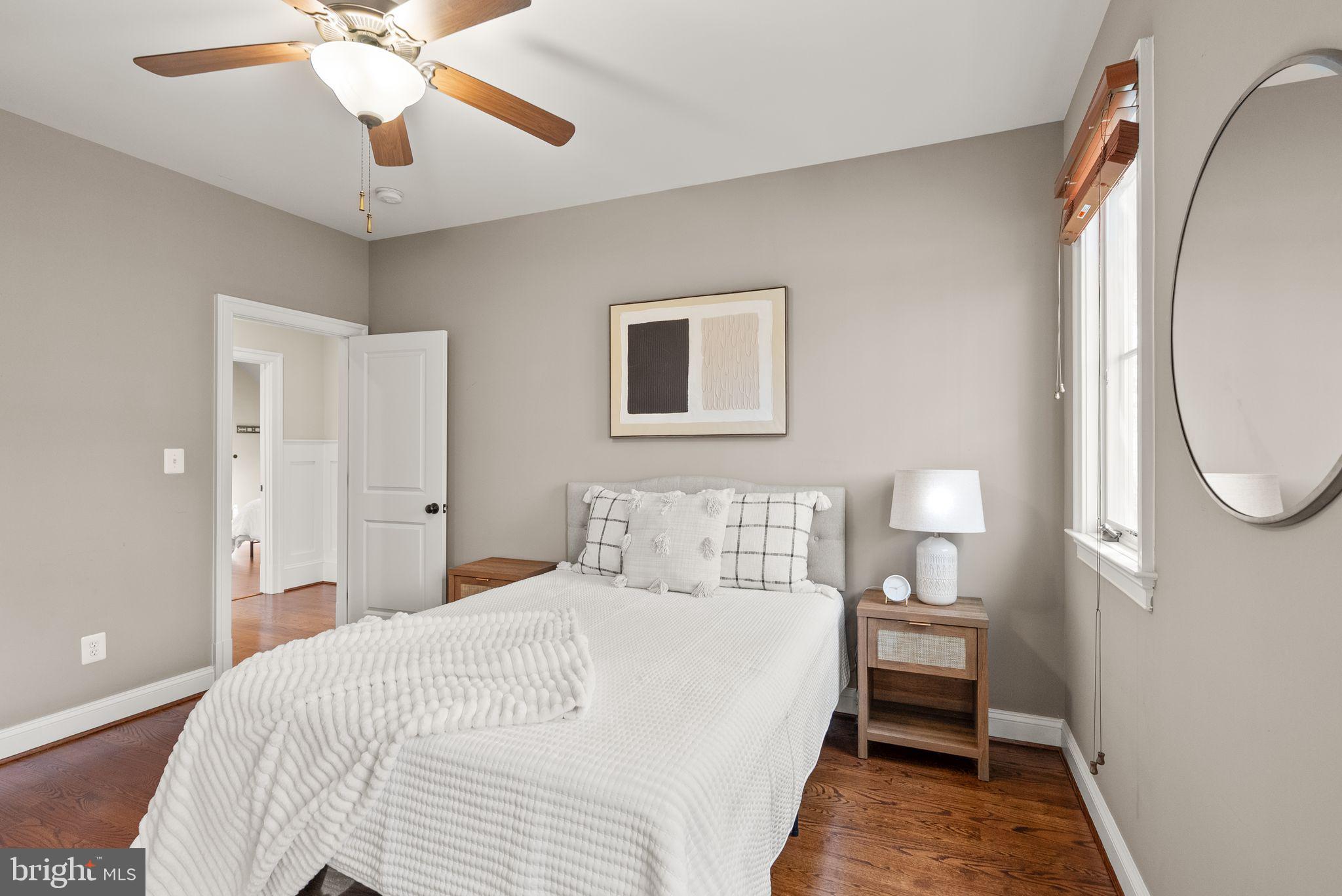 LYON VILLAGE - Residential