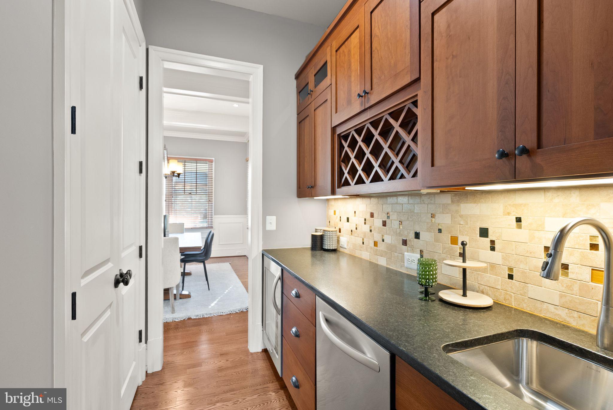 LYON VILLAGE - Residential