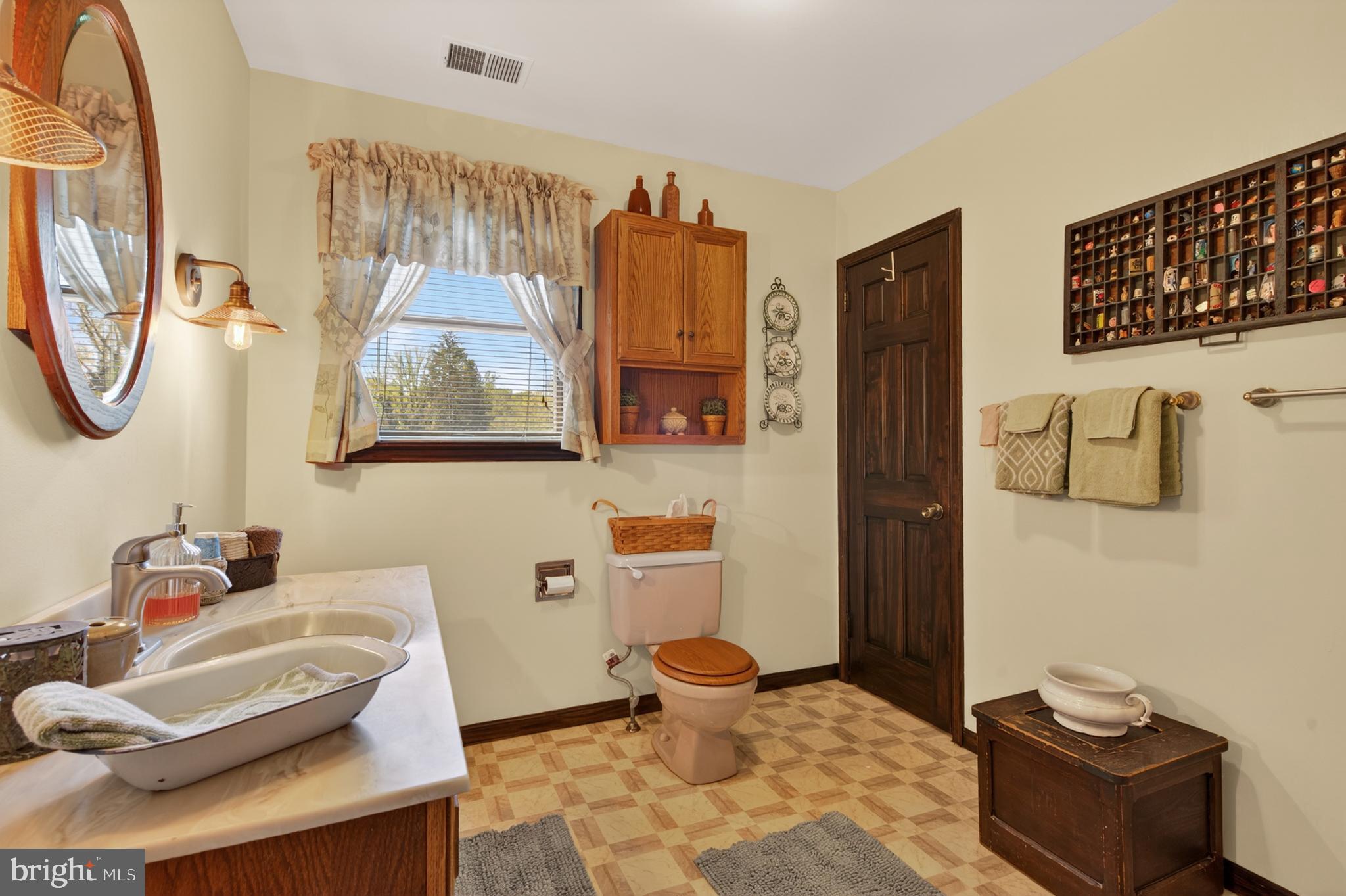 IDLEWOOD - Residential