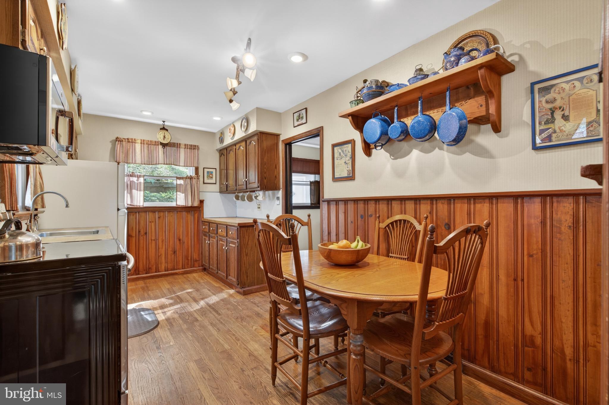 IDLEWOOD - Residential