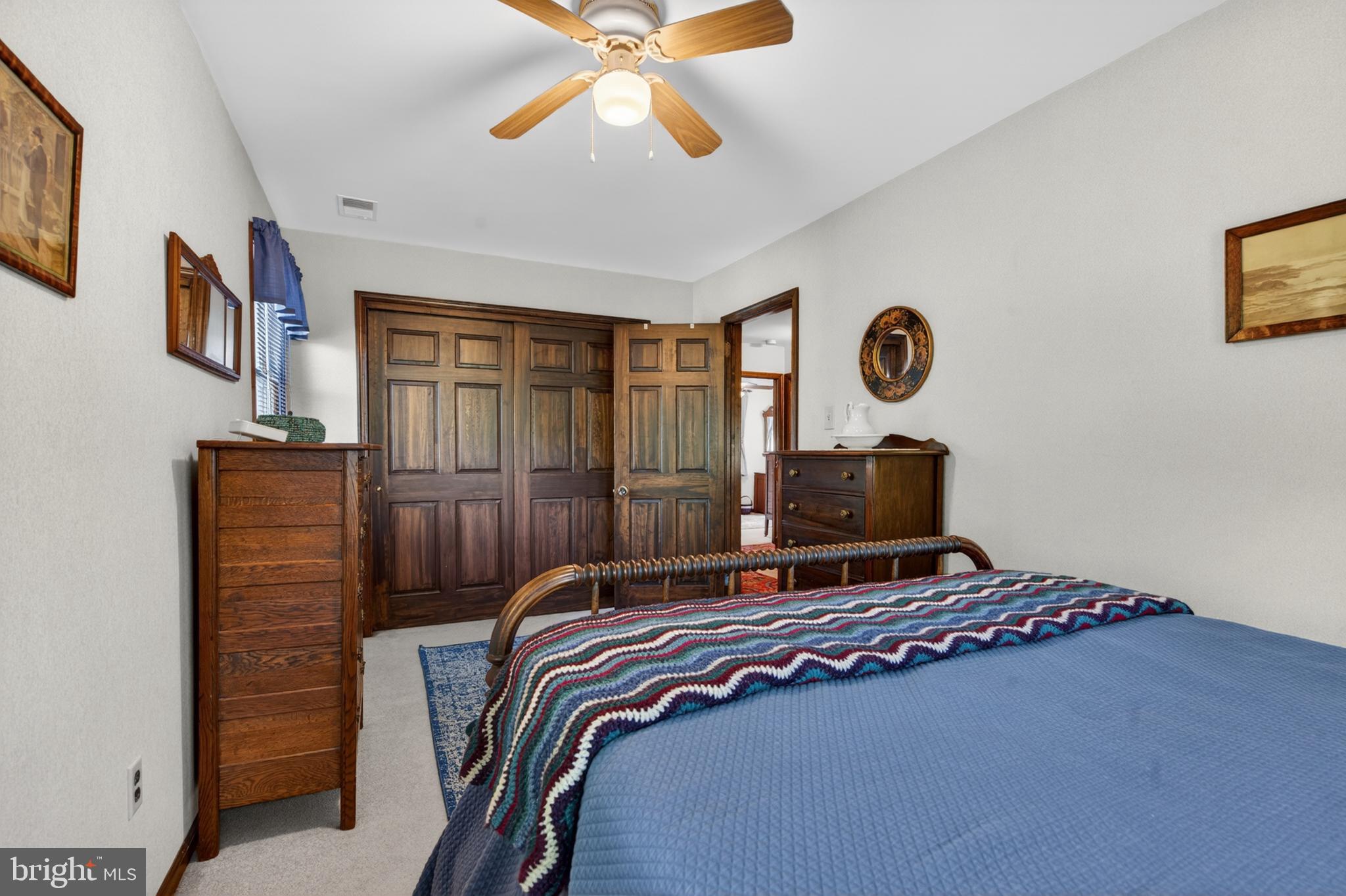 IDLEWOOD - Residential