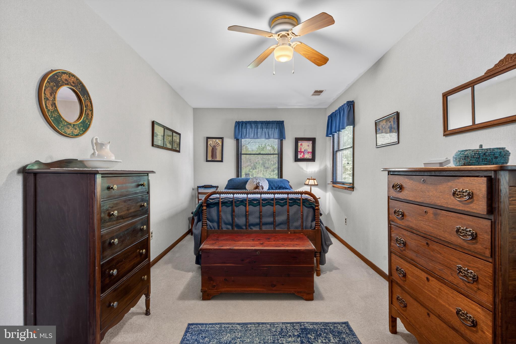 IDLEWOOD - Residential