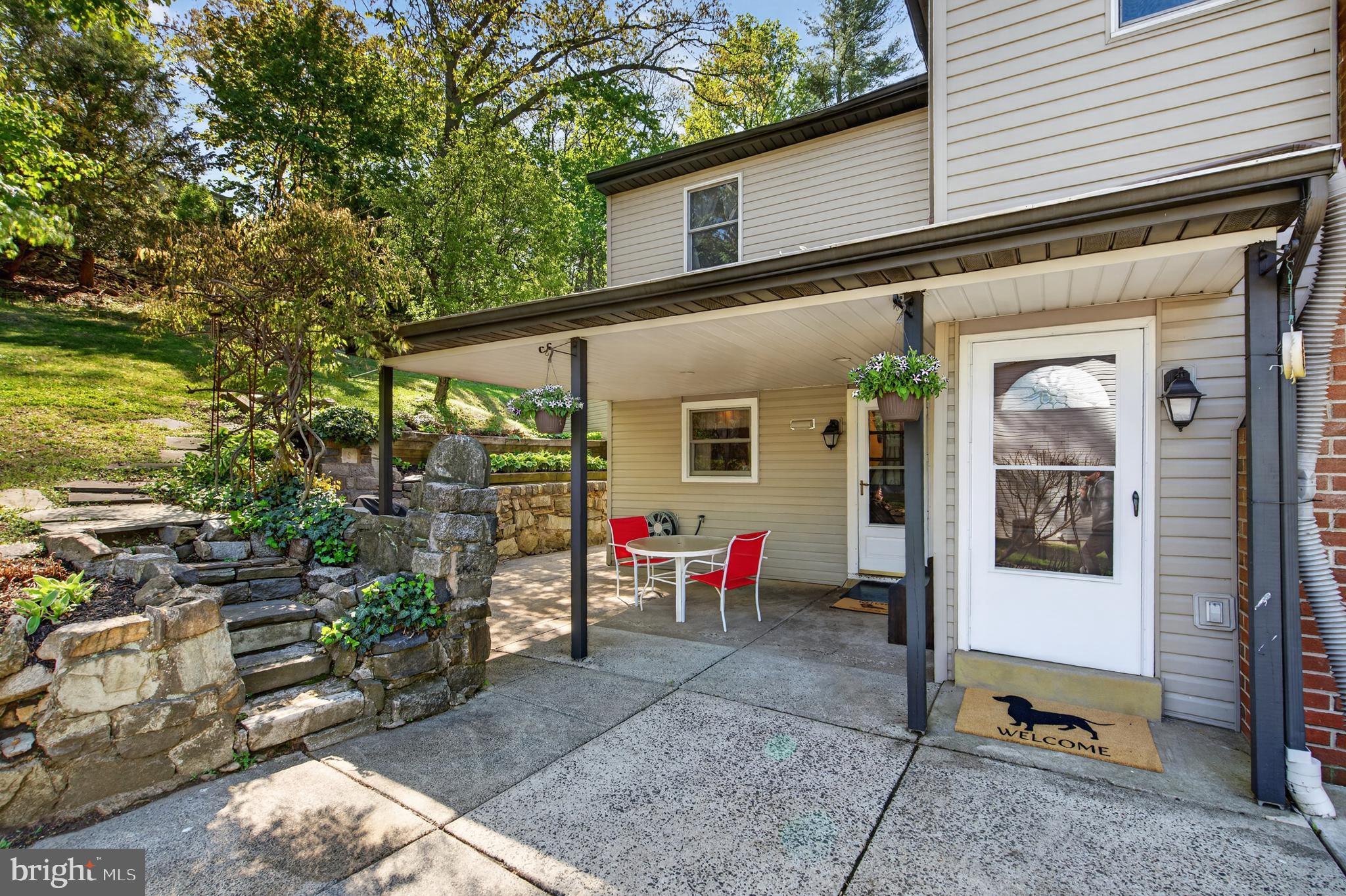 IDLEWOOD - Residential