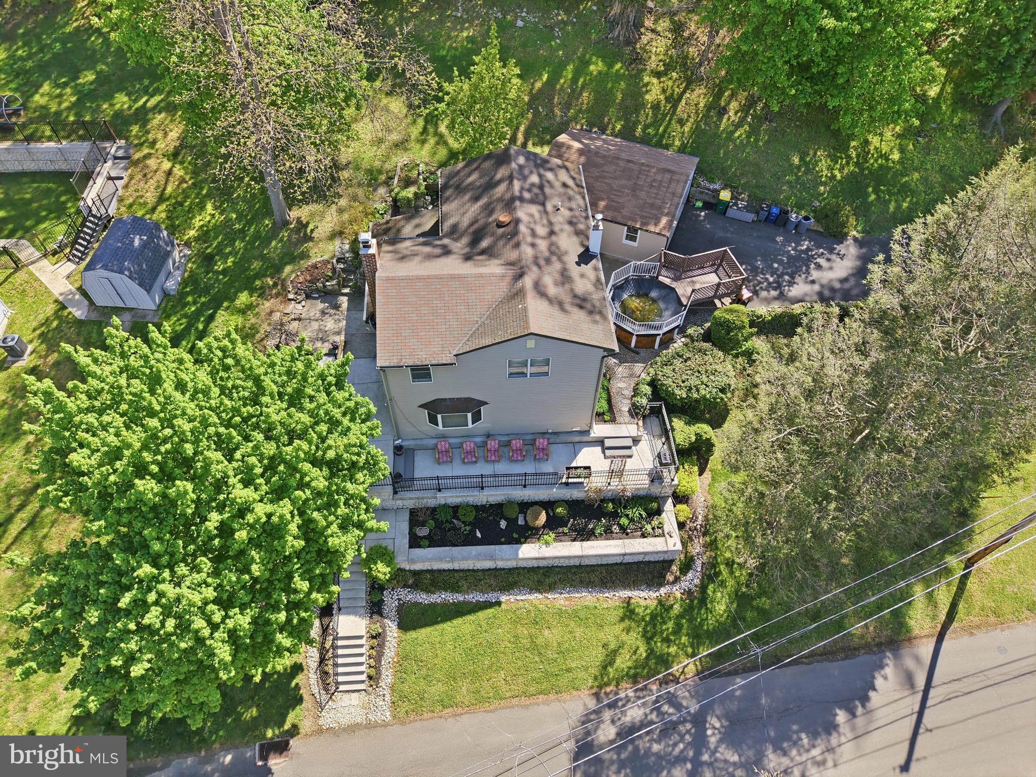 IDLEWOOD - Residential