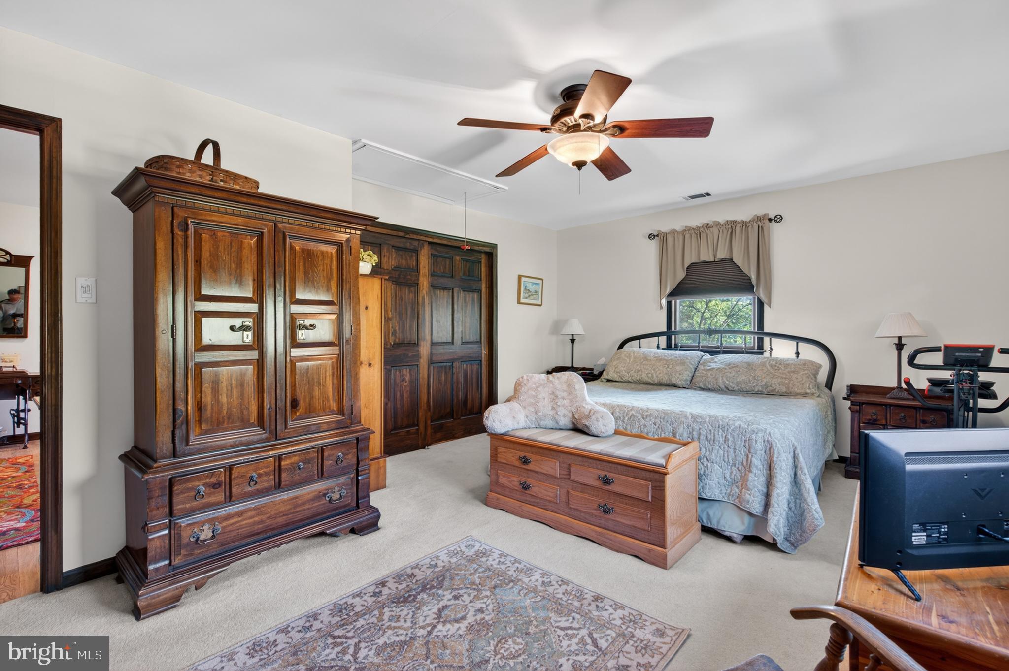 IDLEWOOD - Residential