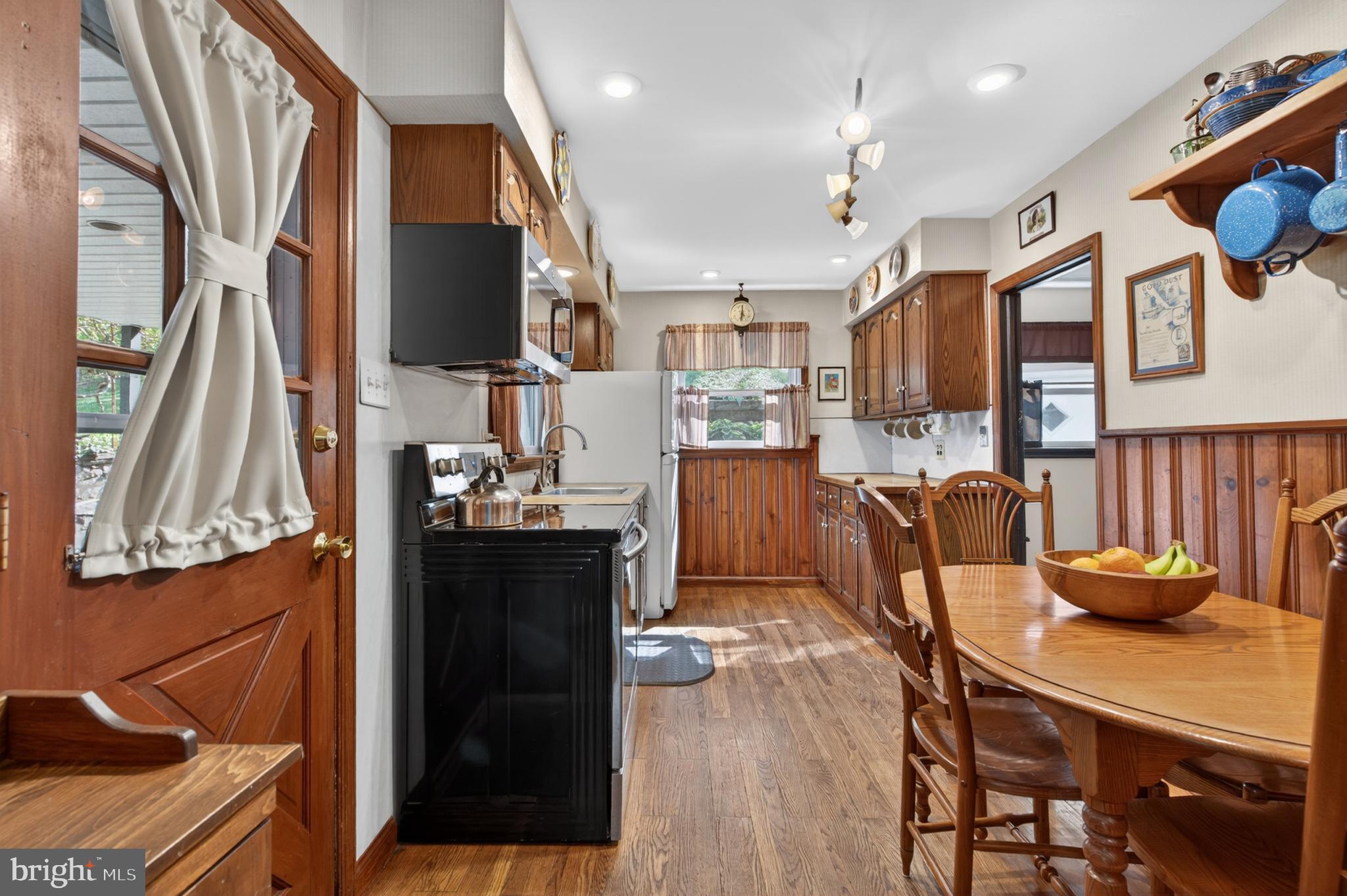 IDLEWOOD - Residential