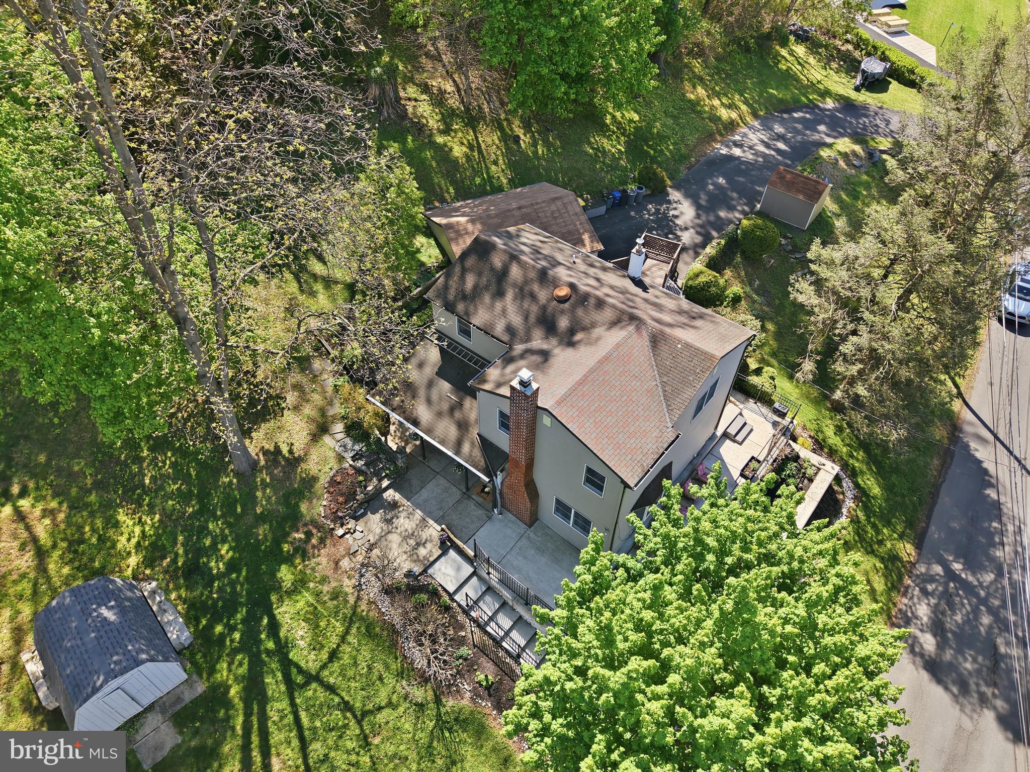 IDLEWOOD - Residential