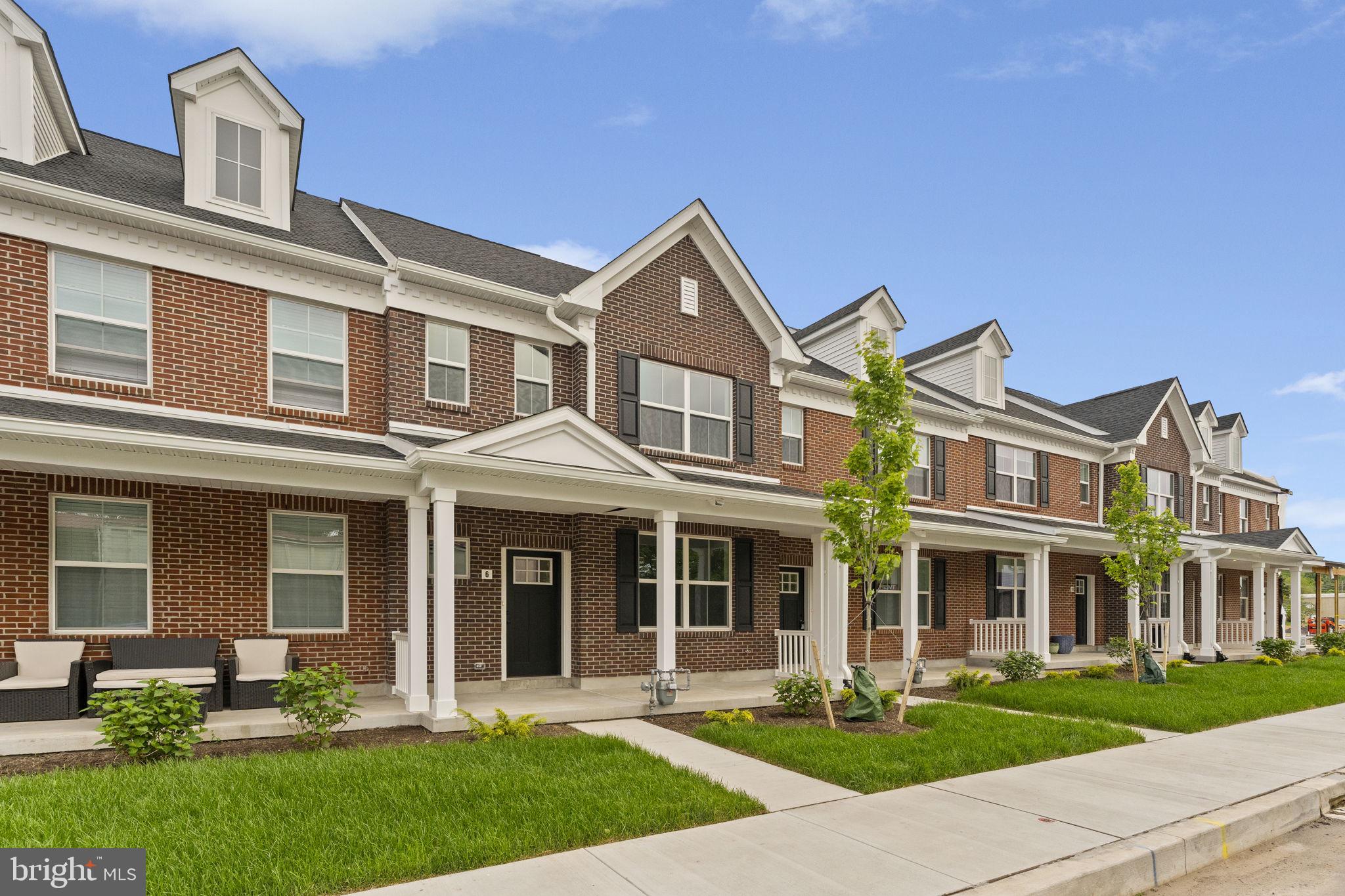 PERRY MILL - Residential