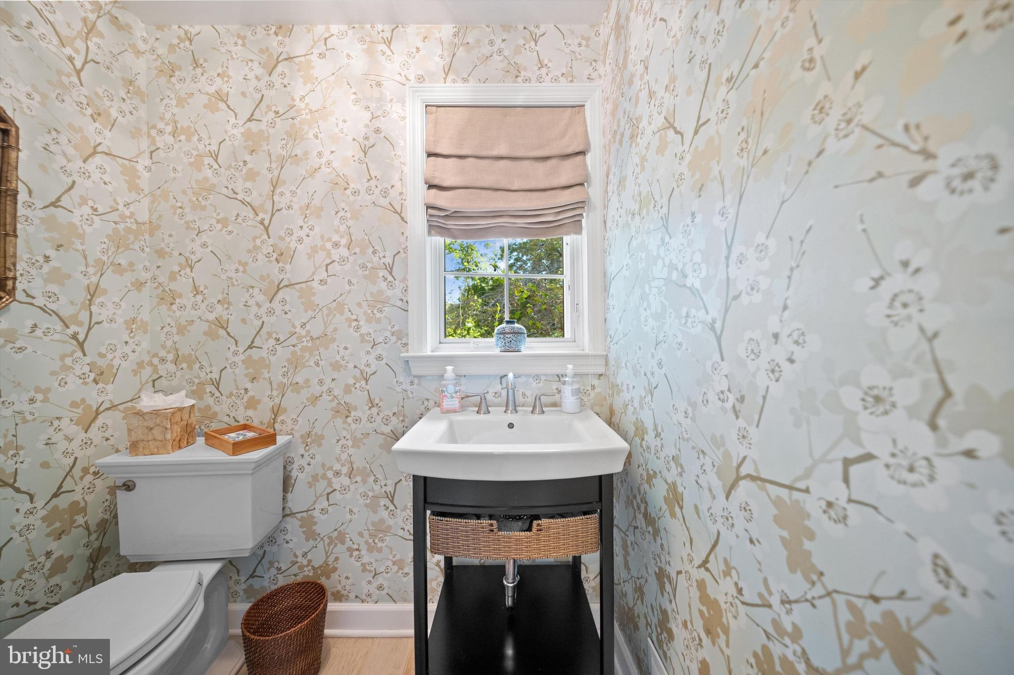 CONGRESSIONAL MANOR - Residential